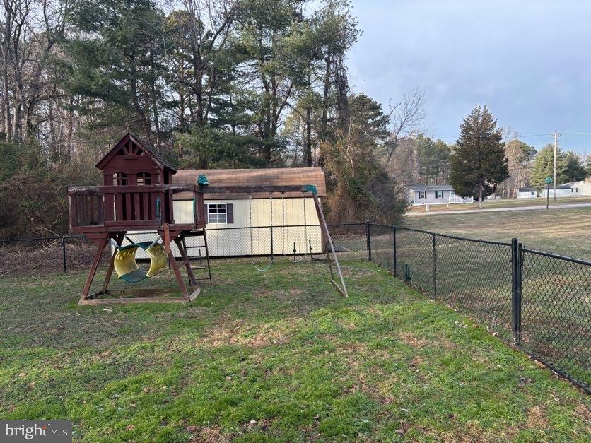 GILLENS GROVE - Residential