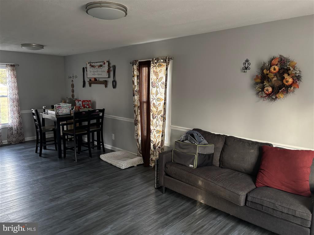 GILLENS GROVE - Residential