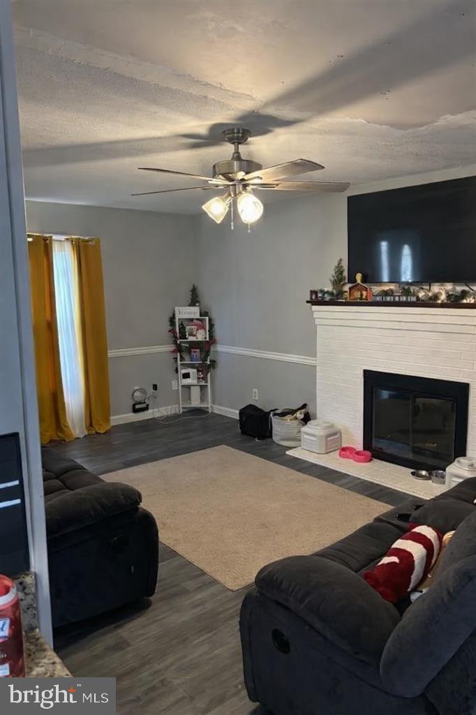 GILLENS GROVE - Residential