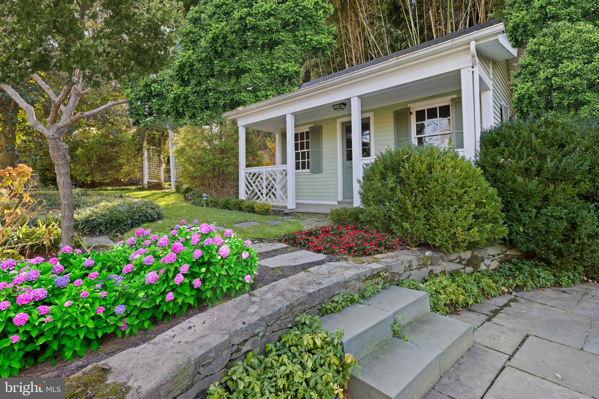 EDGEMOOR - Residential