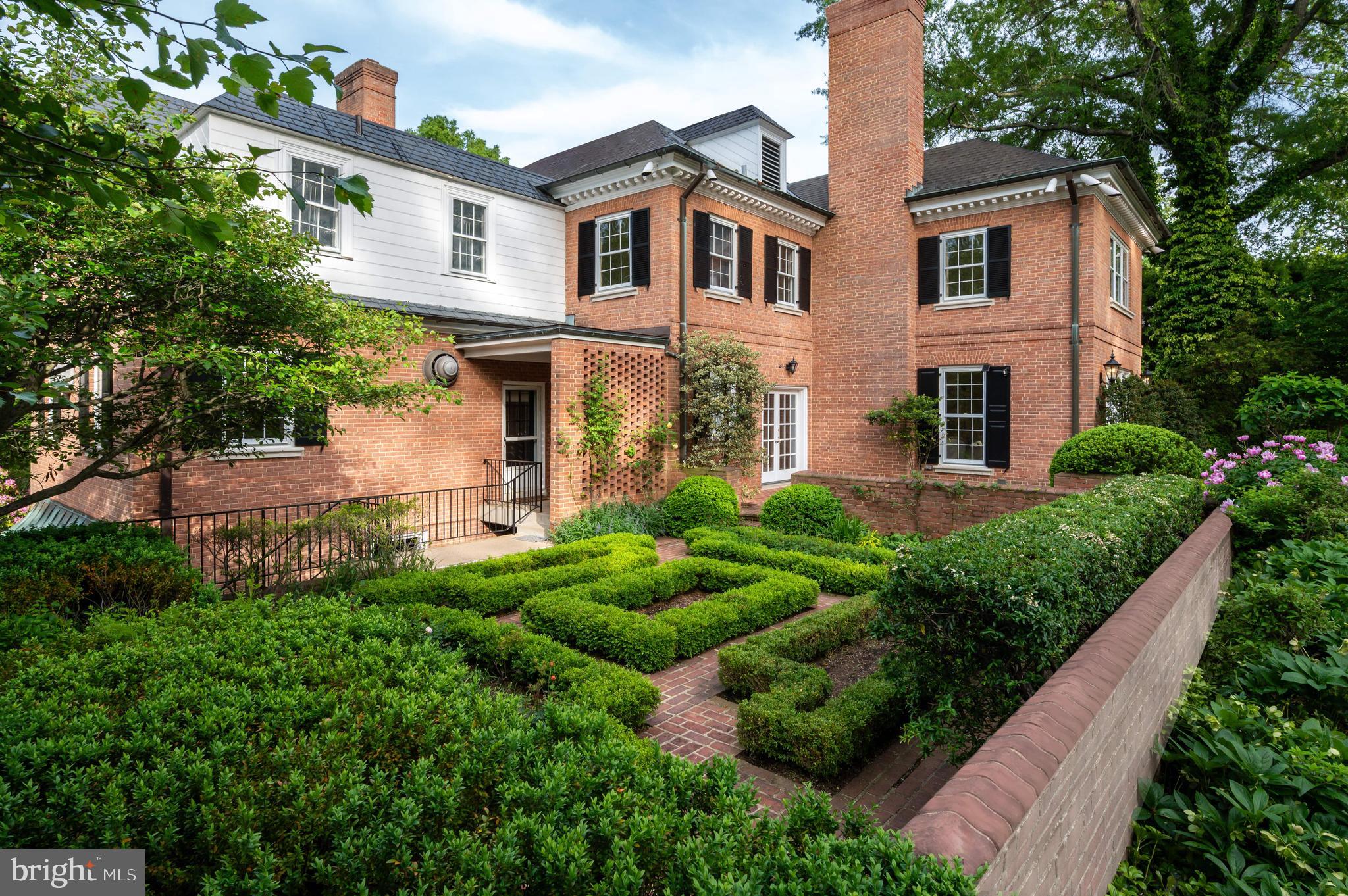 EDGEMOOR - Residential