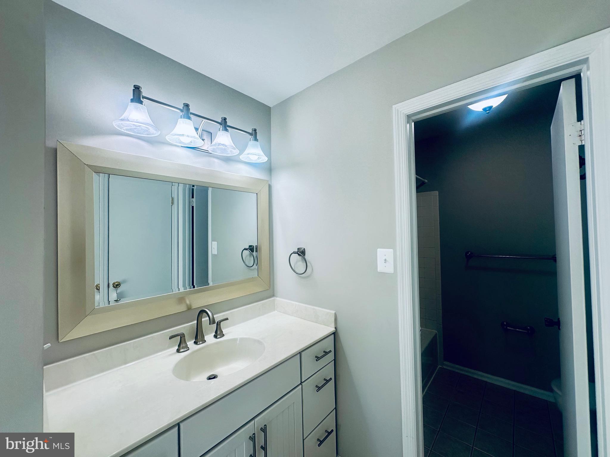 CARR AT NEW PROVIDENCE - Residential Lease