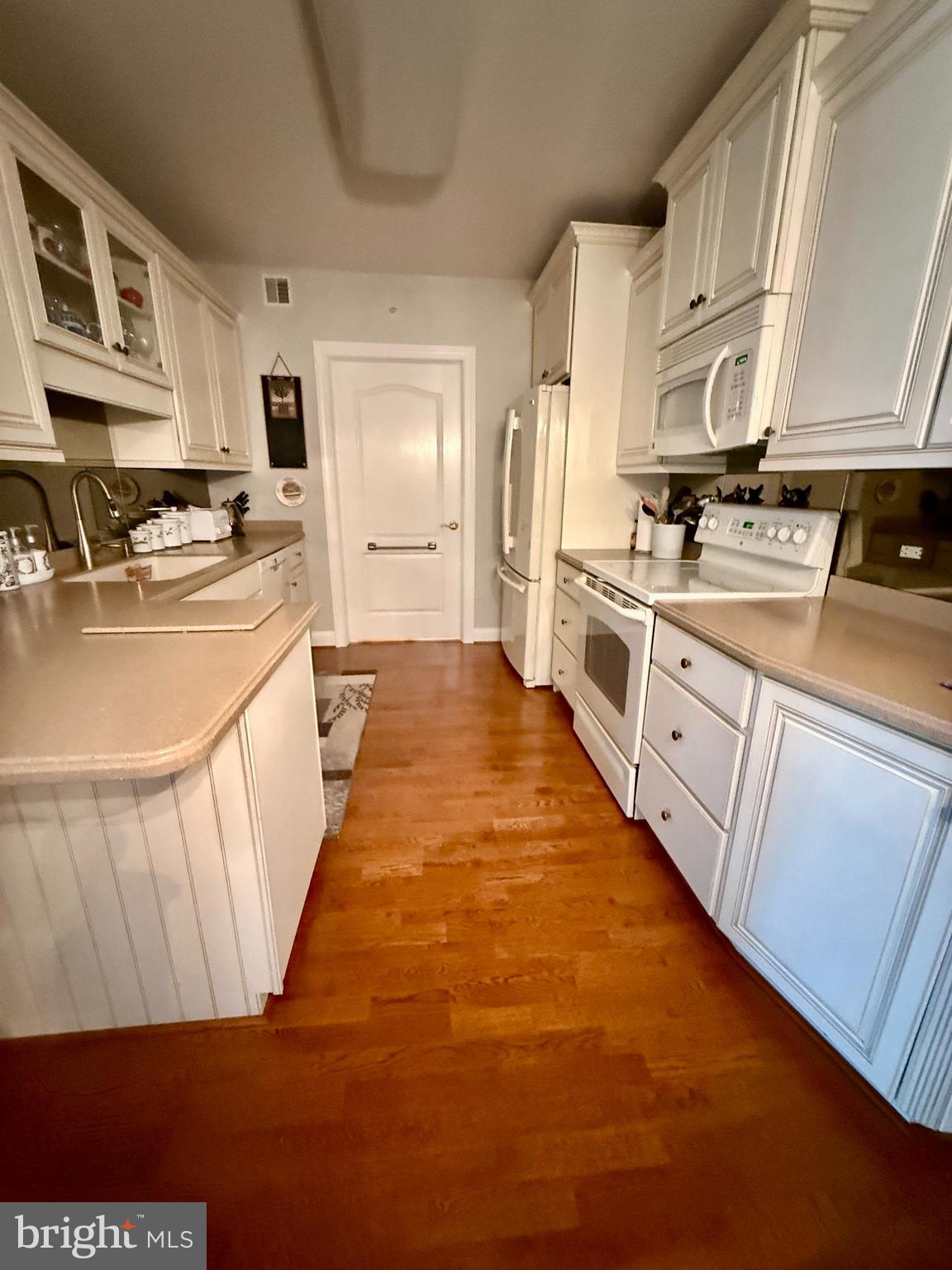 WINDSOR AT GLEN MI - Residential