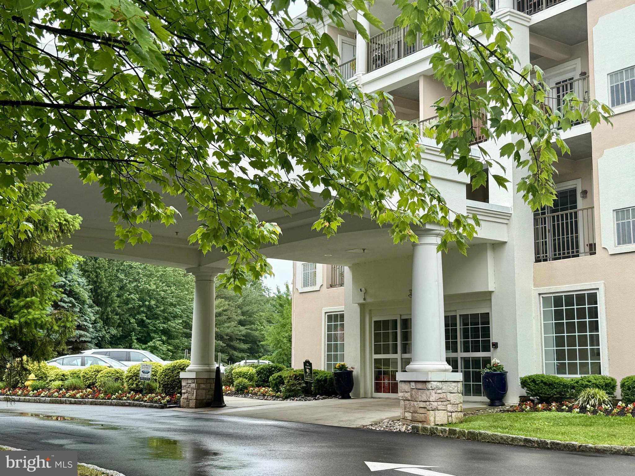 WINDSOR AT GLEN MI - Residential