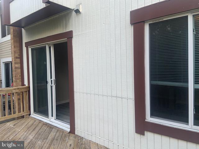 WOODMARK OF LAKE RIDGE - Residential Lease