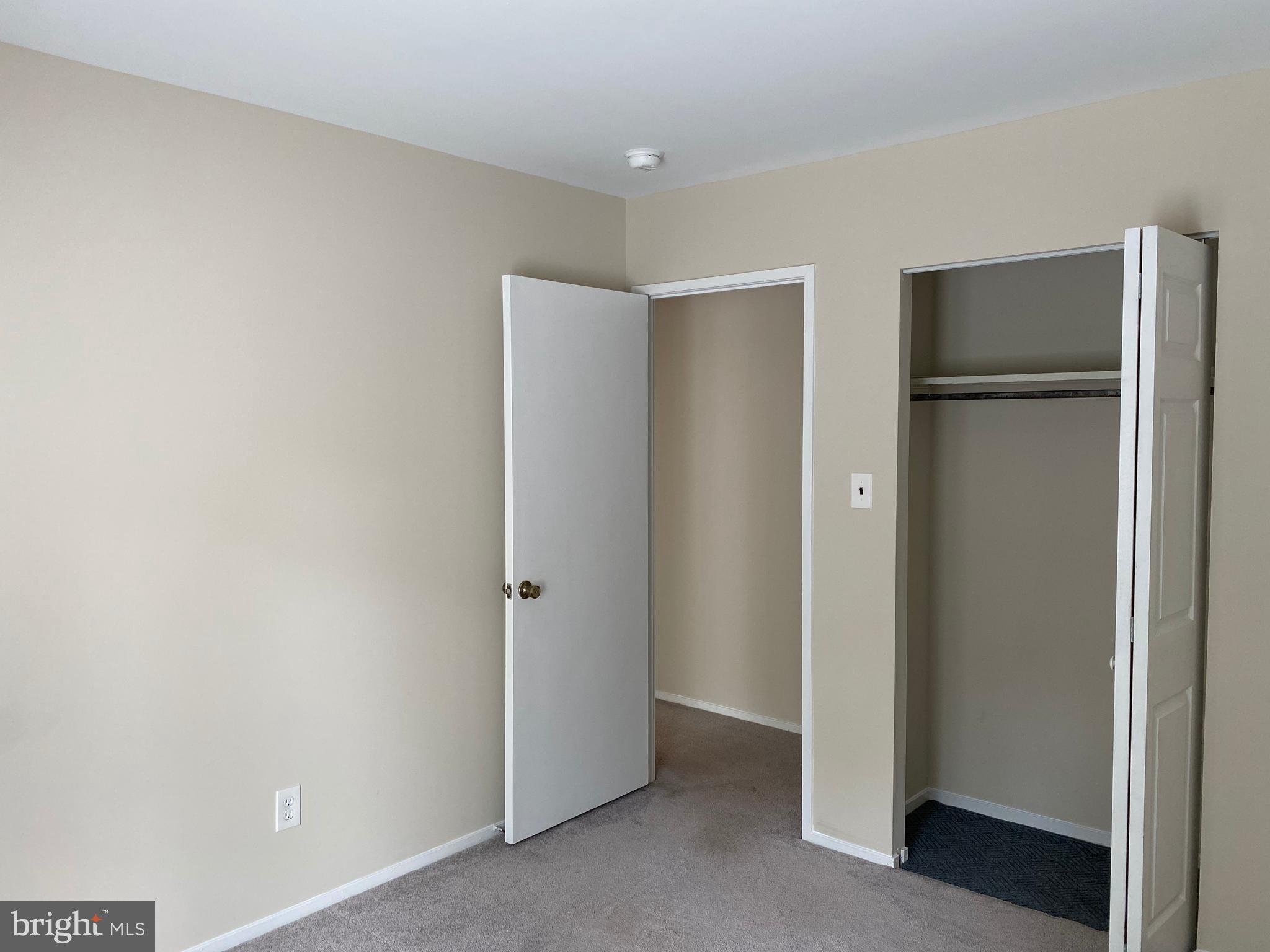 WOODMARK OF LAKE RIDGE - Residential Lease