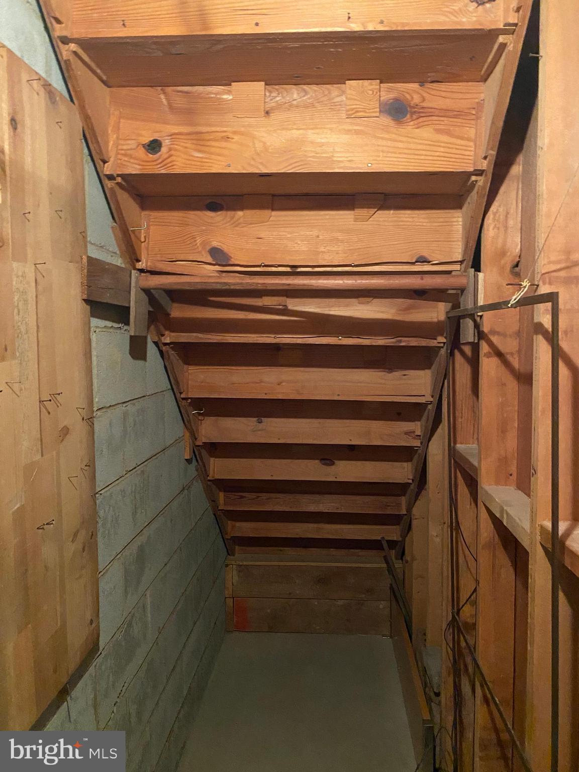 WOODMARK OF LAKE RIDGE - Residential Lease