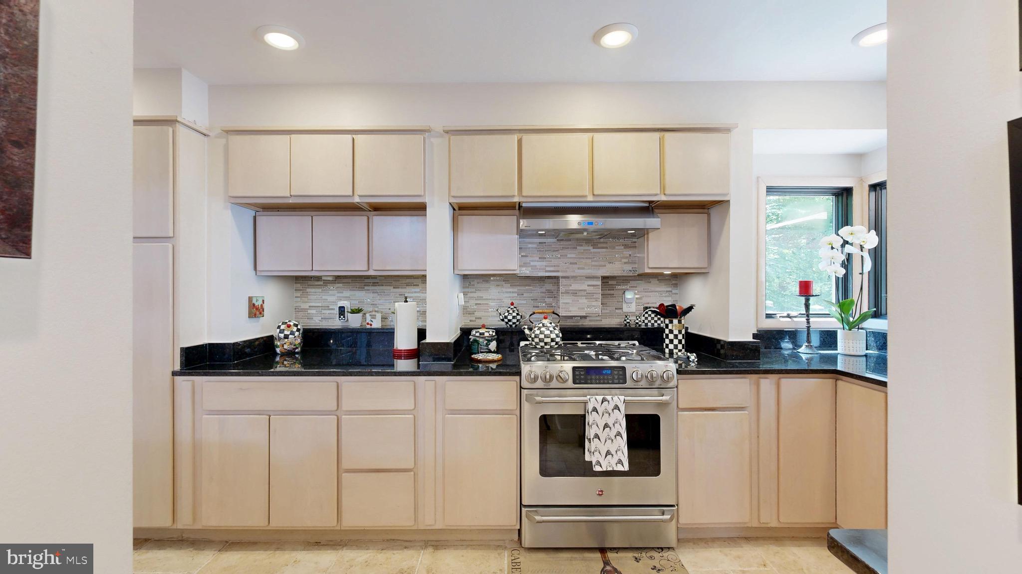 SHADOWALK - Residential