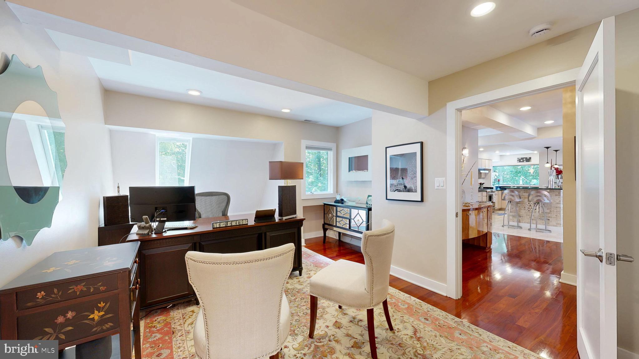 SHADOWALK - Residential