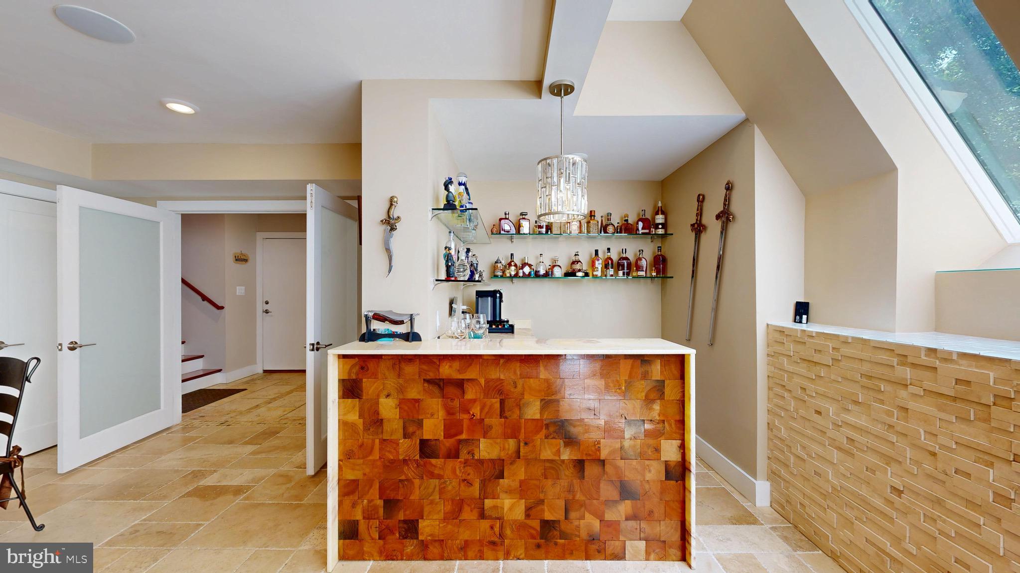 SHADOWALK - Residential