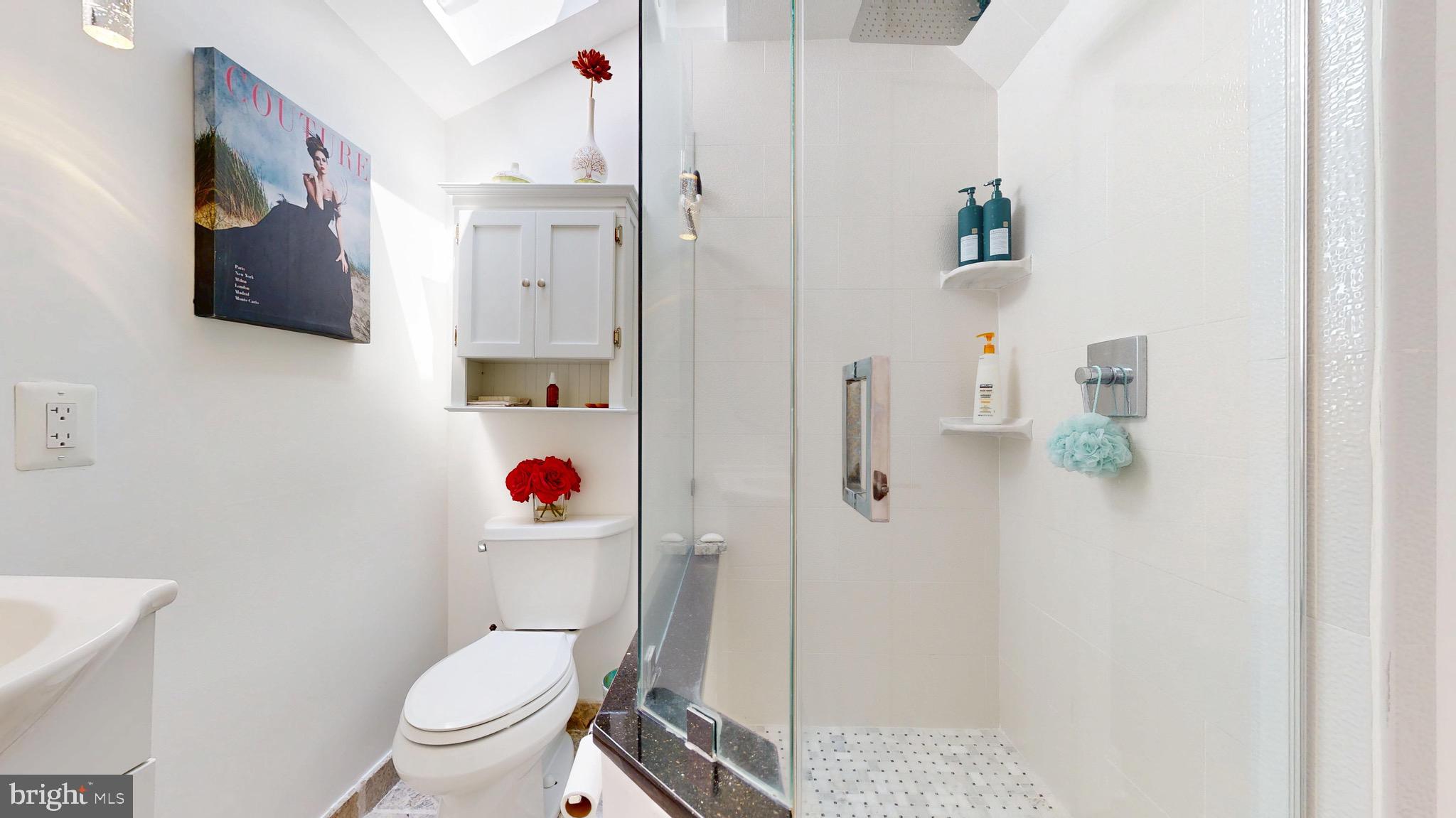 SHADOWALK - Residential