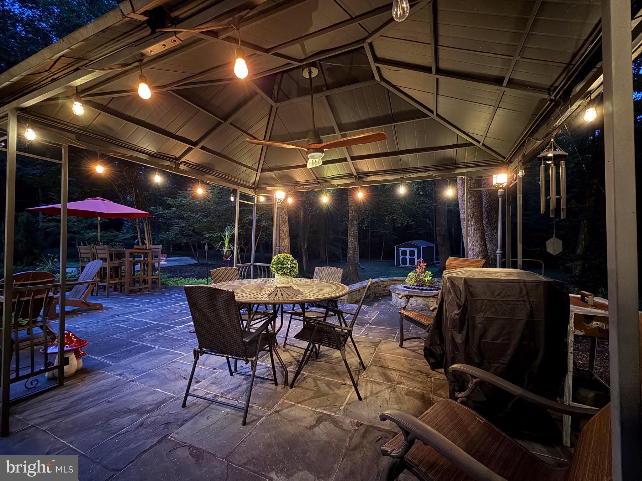 SHADOWALK - Residential