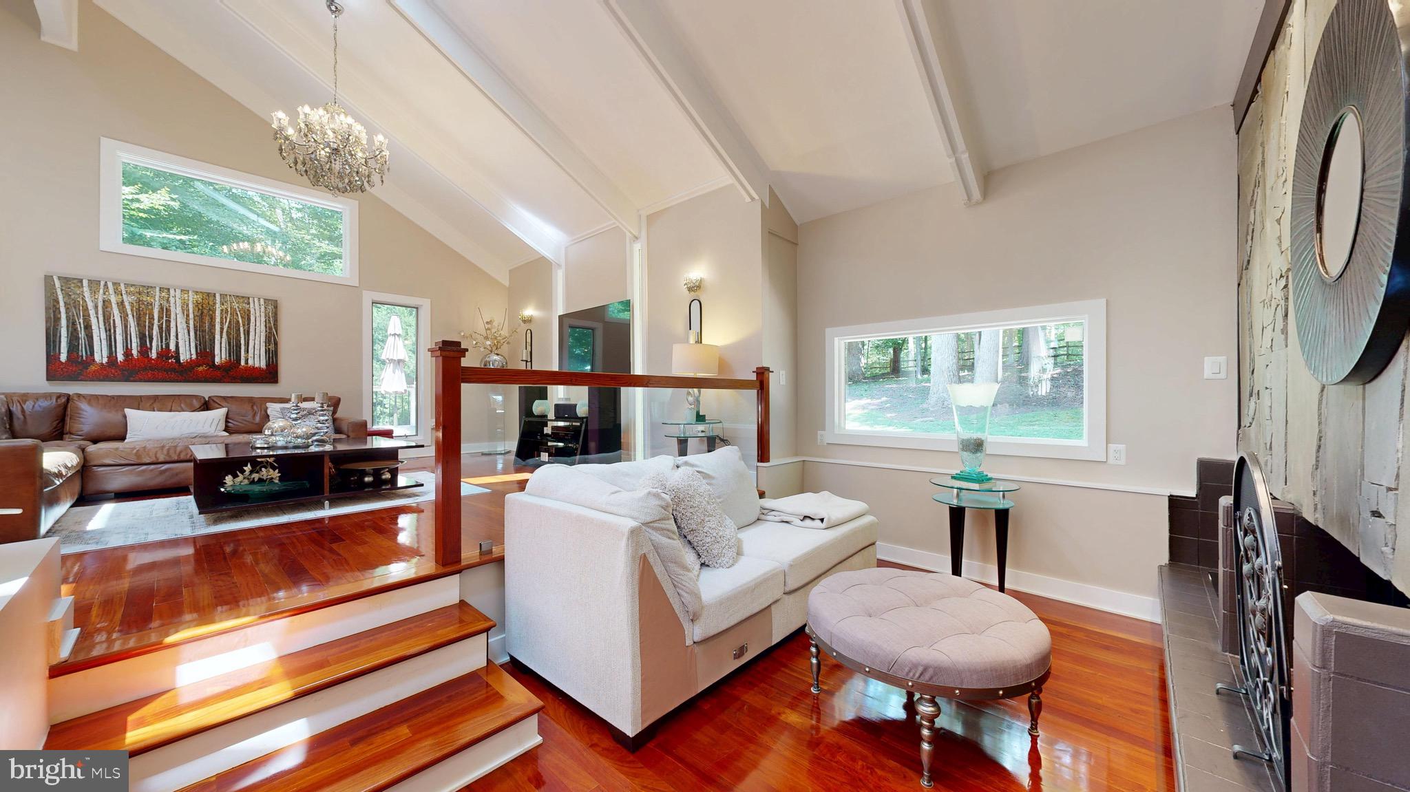 SHADOWALK - Residential