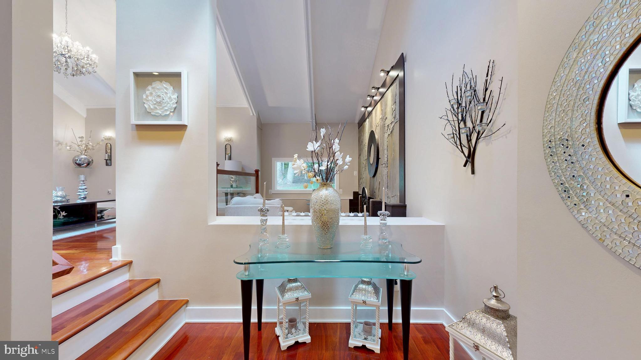 SHADOWALK - Residential