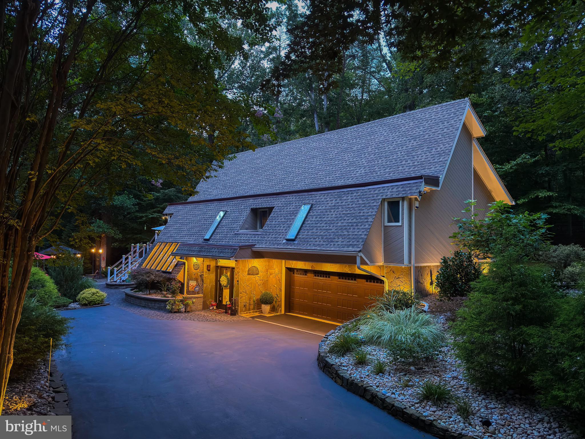 10409 DOMINION VALLEY DRIVE
