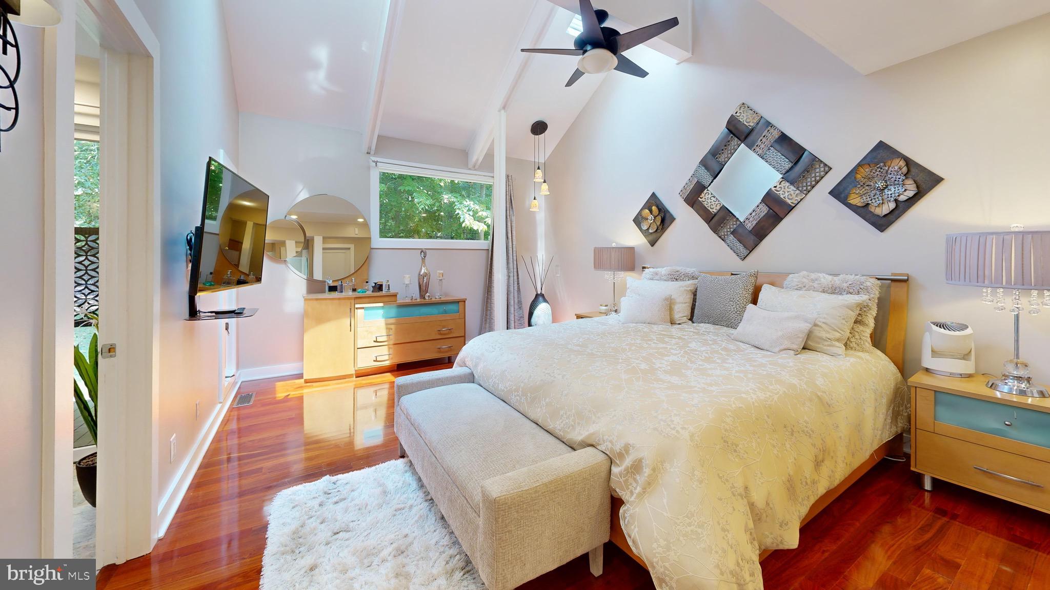 SHADOWALK - Residential