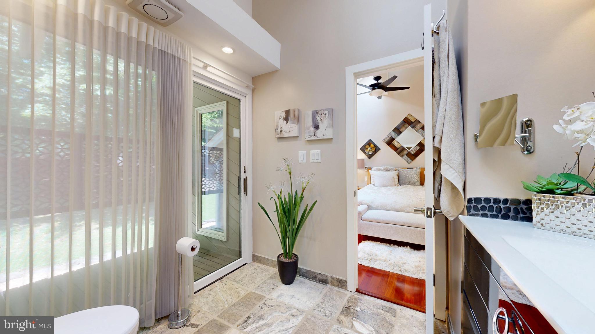 SHADOWALK - Residential