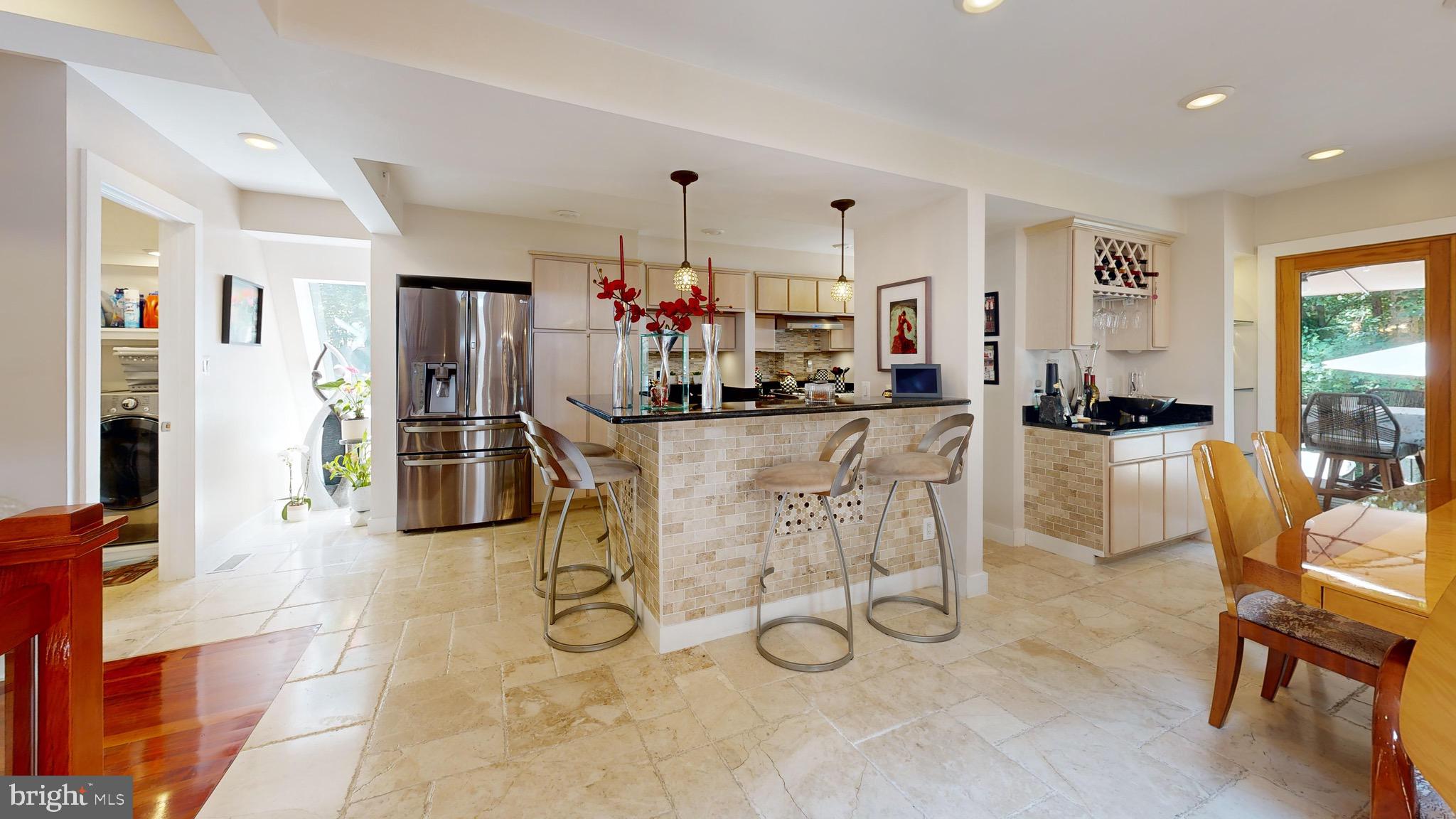 SHADOWALK - Residential