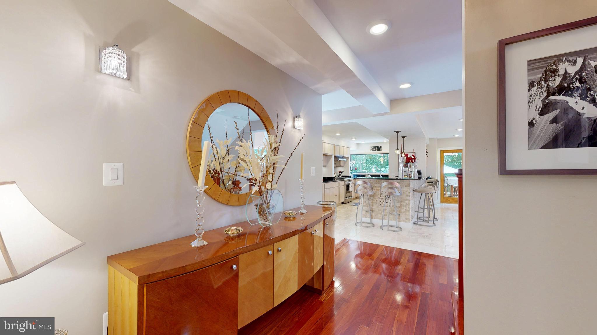 SHADOWALK - Residential