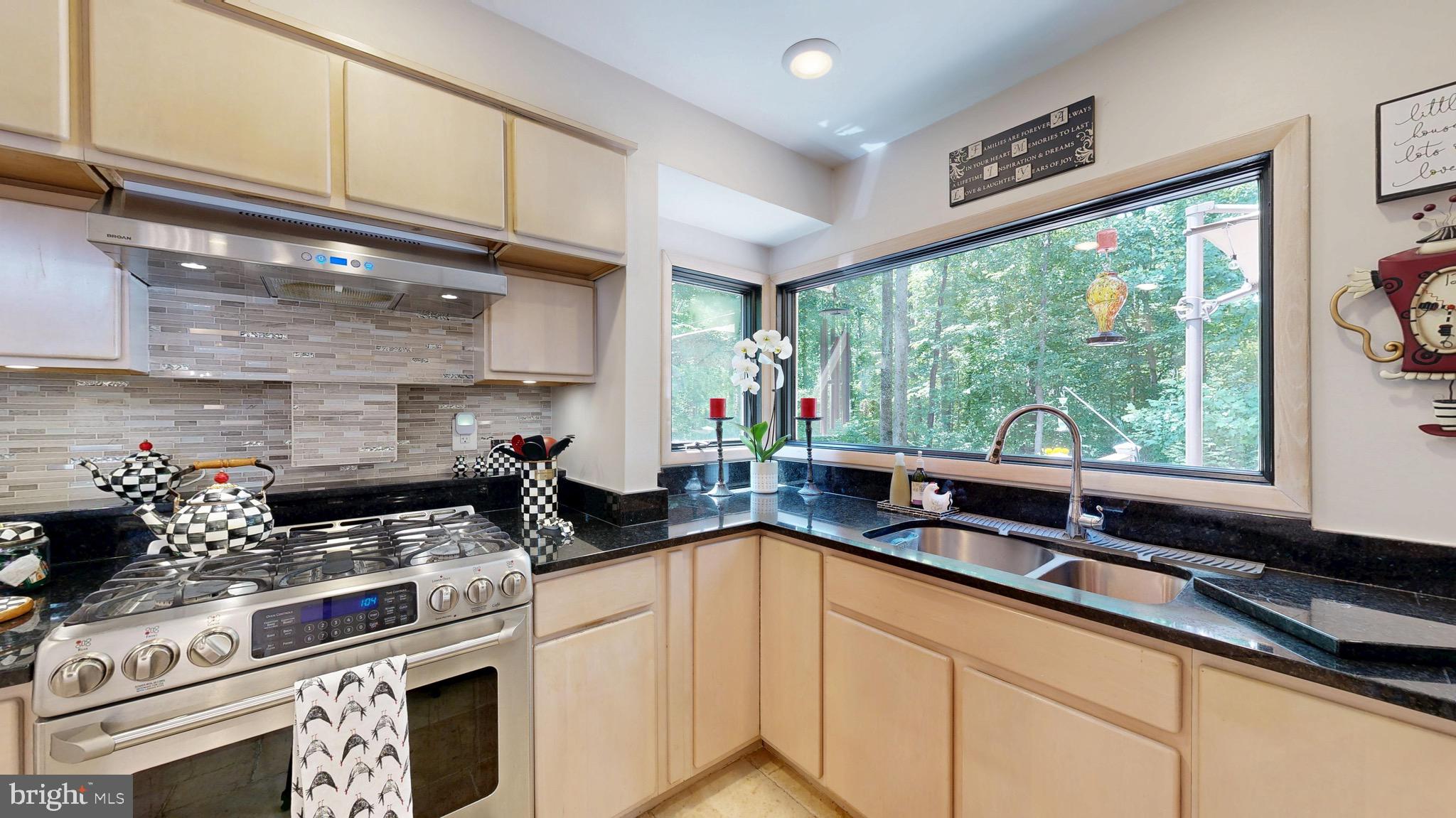 SHADOWALK - Residential