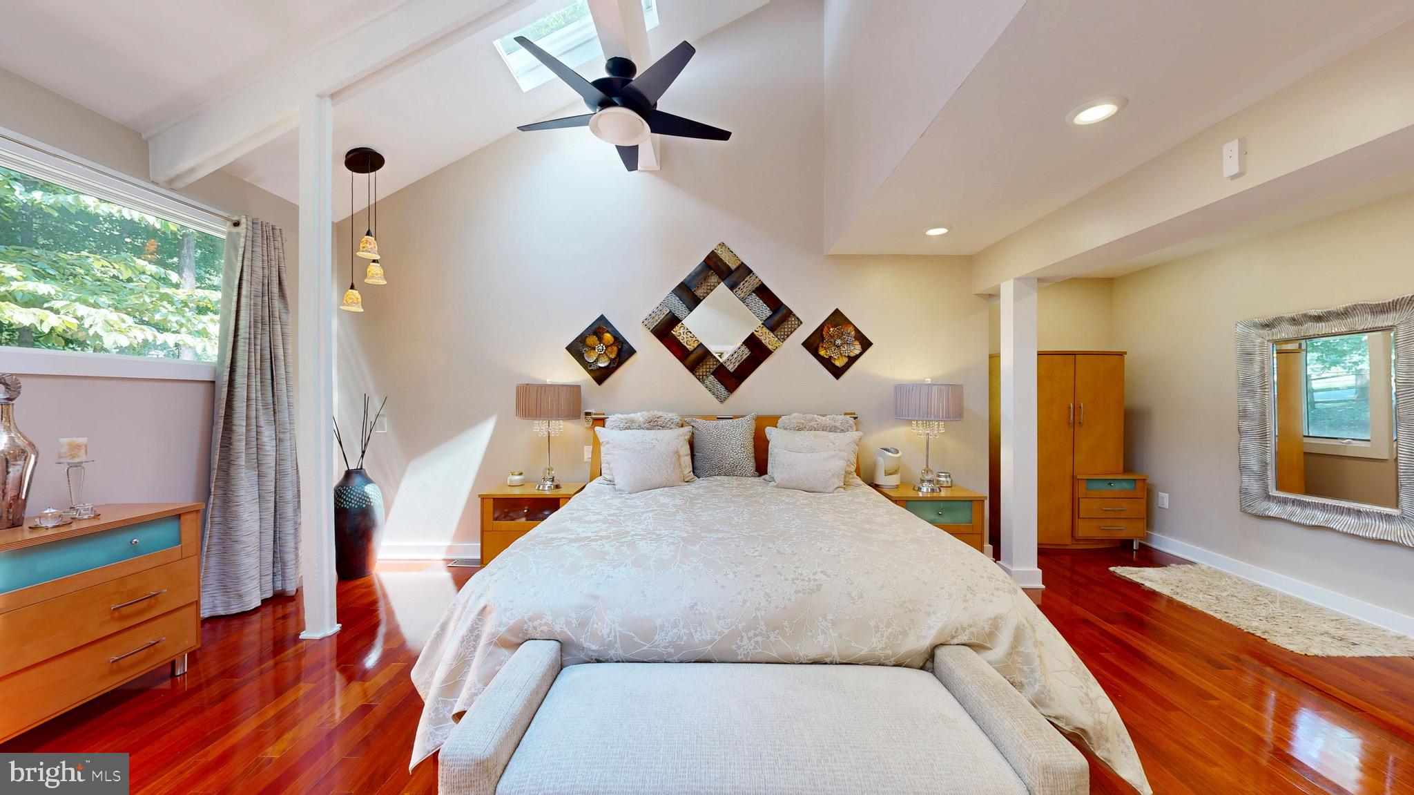 SHADOWALK - Residential