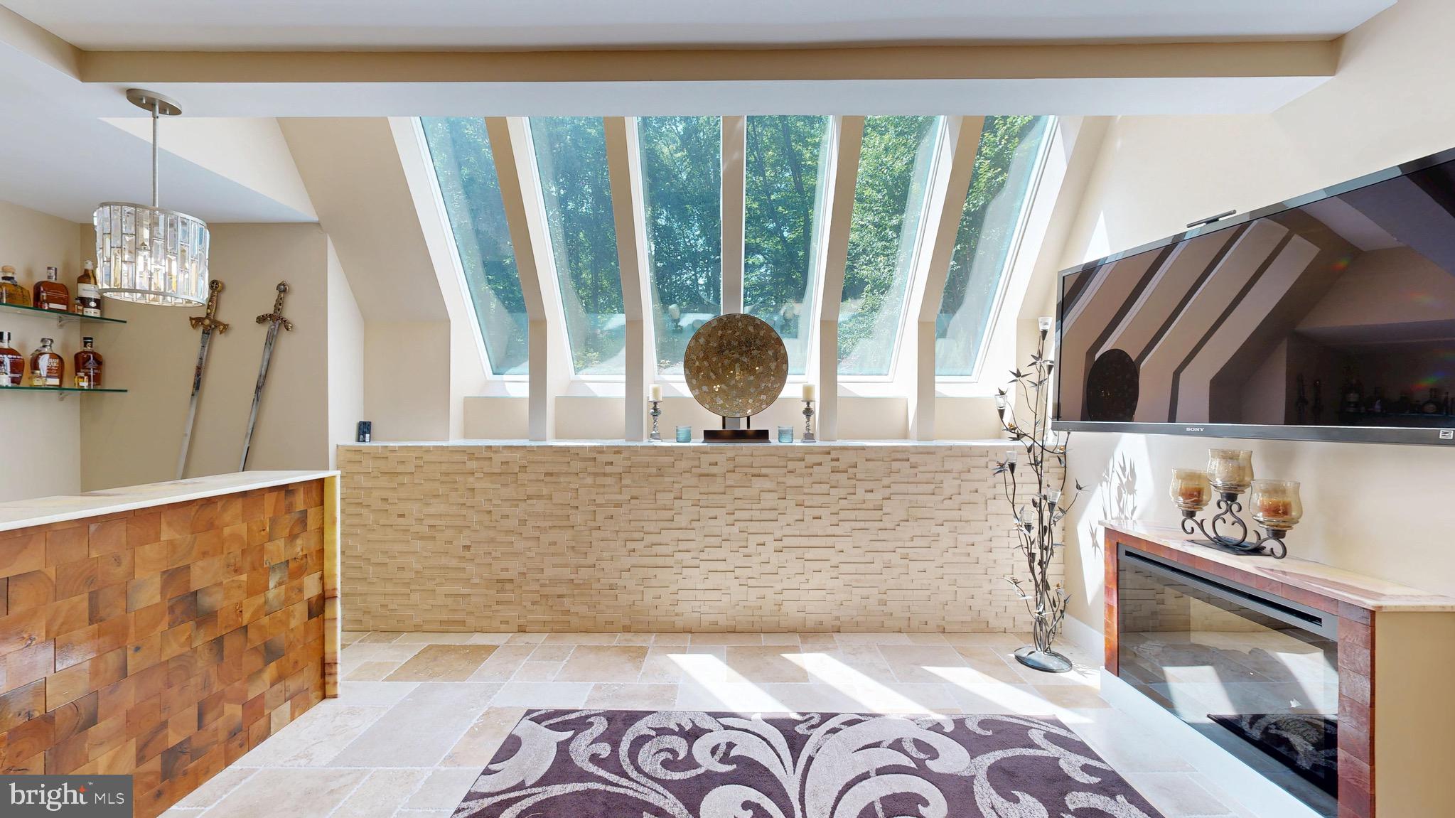 10409 DOMINION VALLEY DRIVE