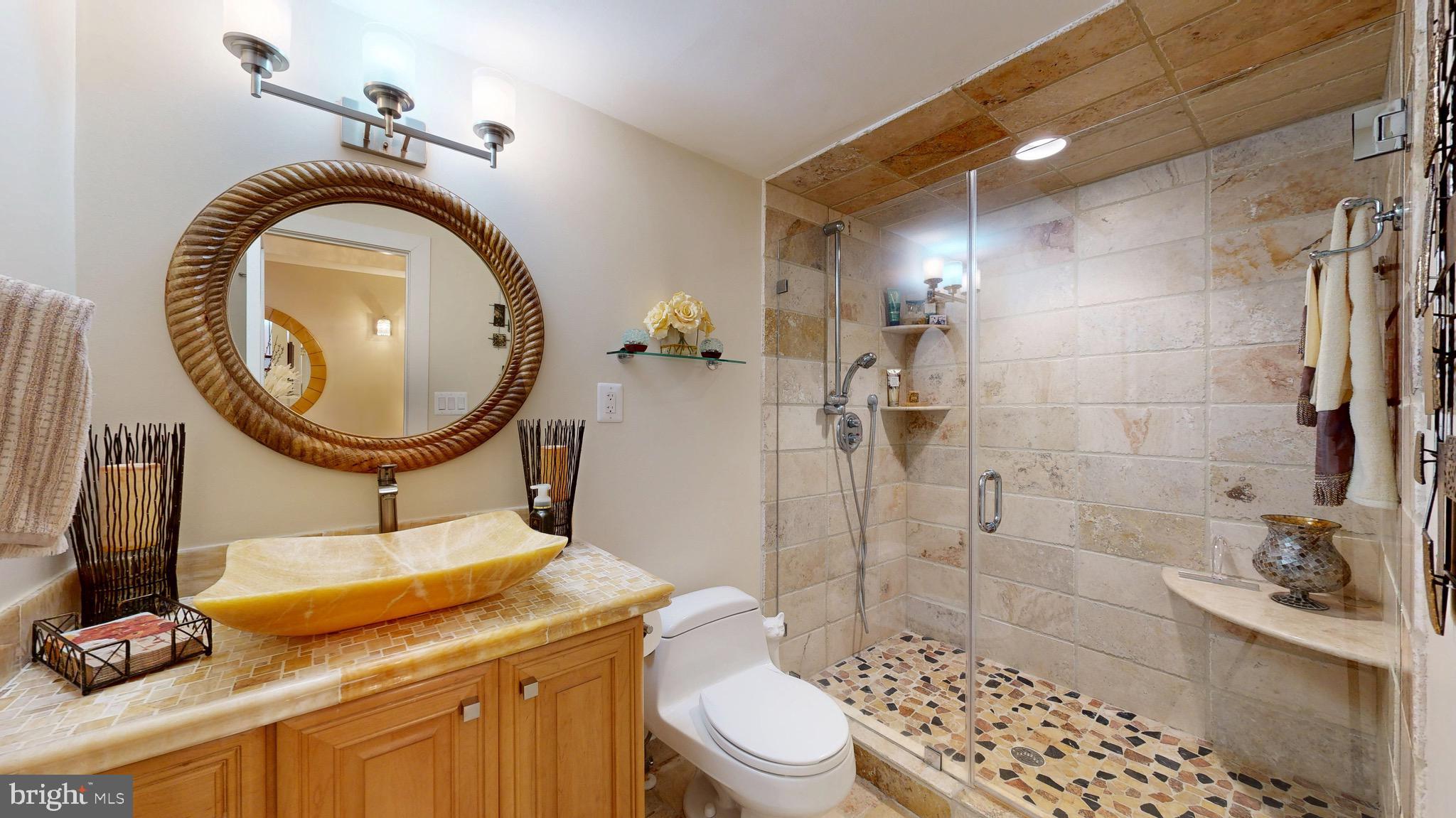 SHADOWALK - Residential