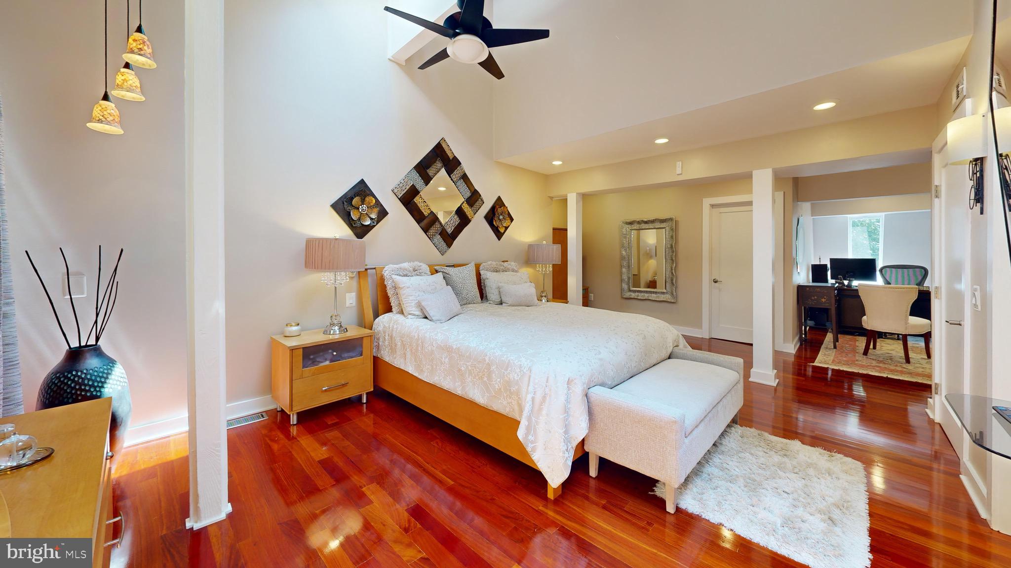 SHADOWALK - Residential