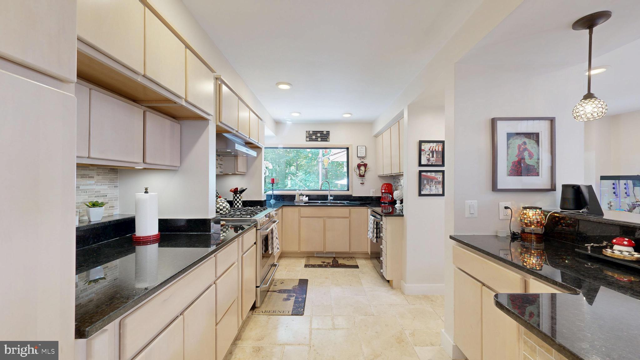 SHADOWALK - Residential