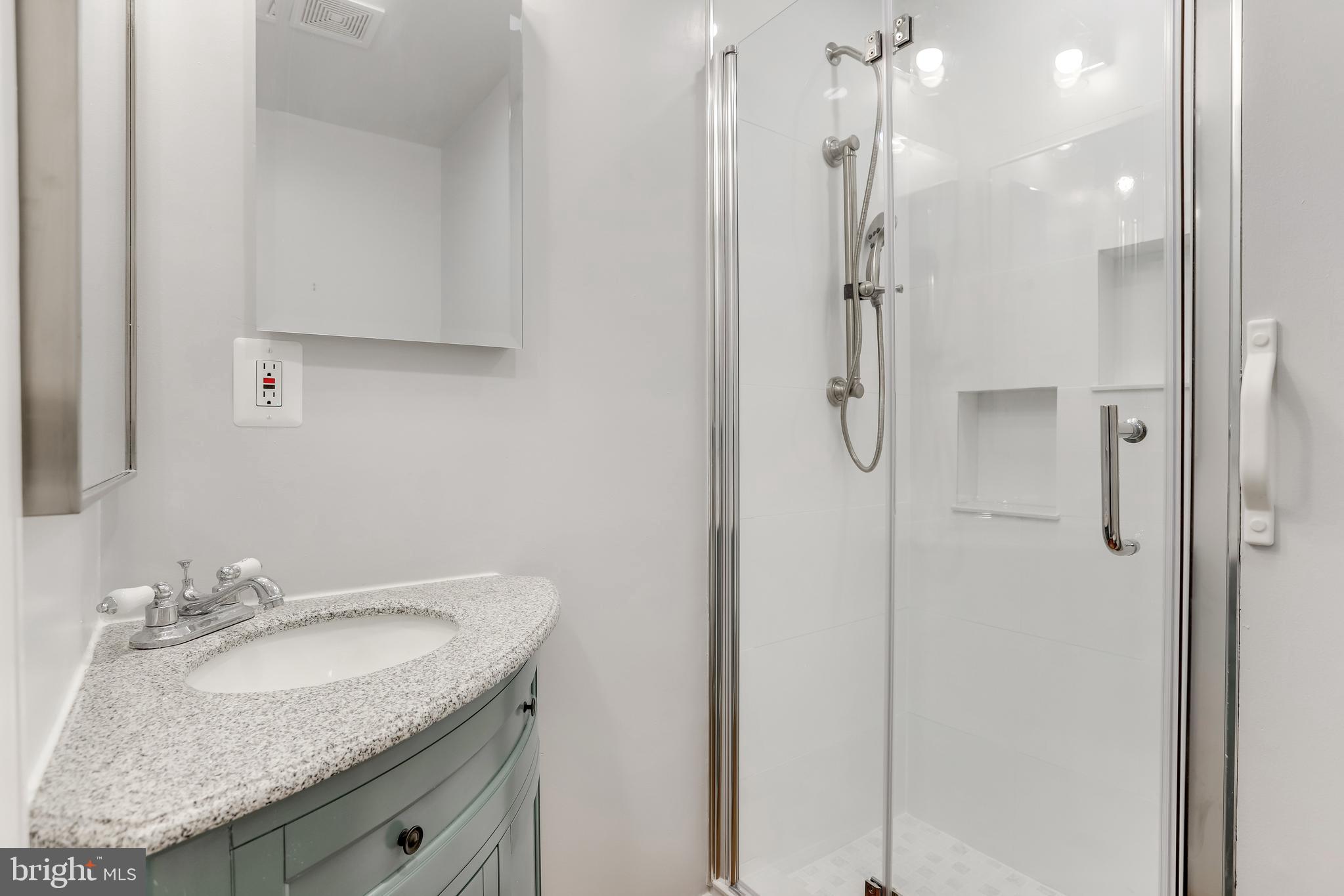 BARCROFT - Residential