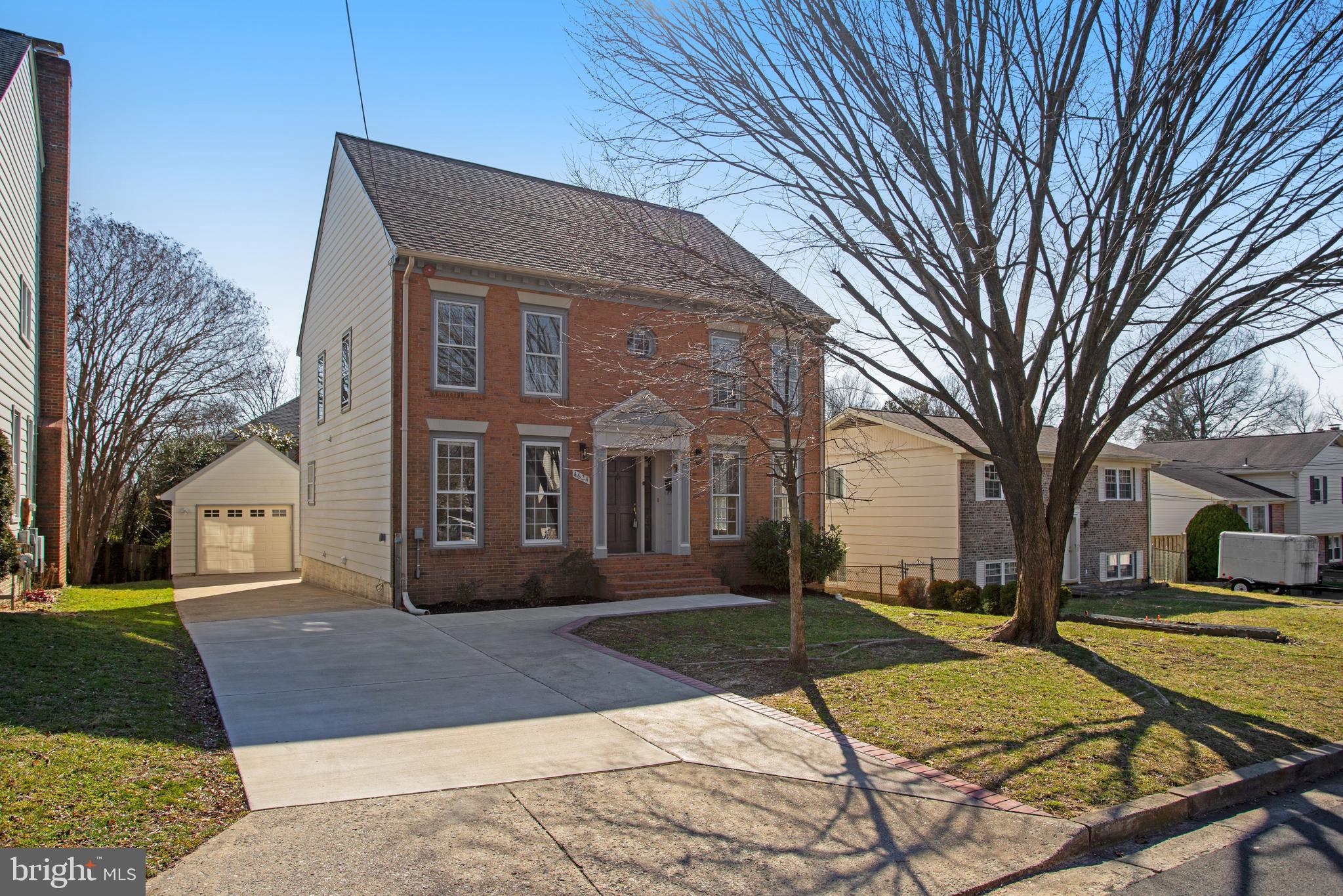 BARCROFT - Residential