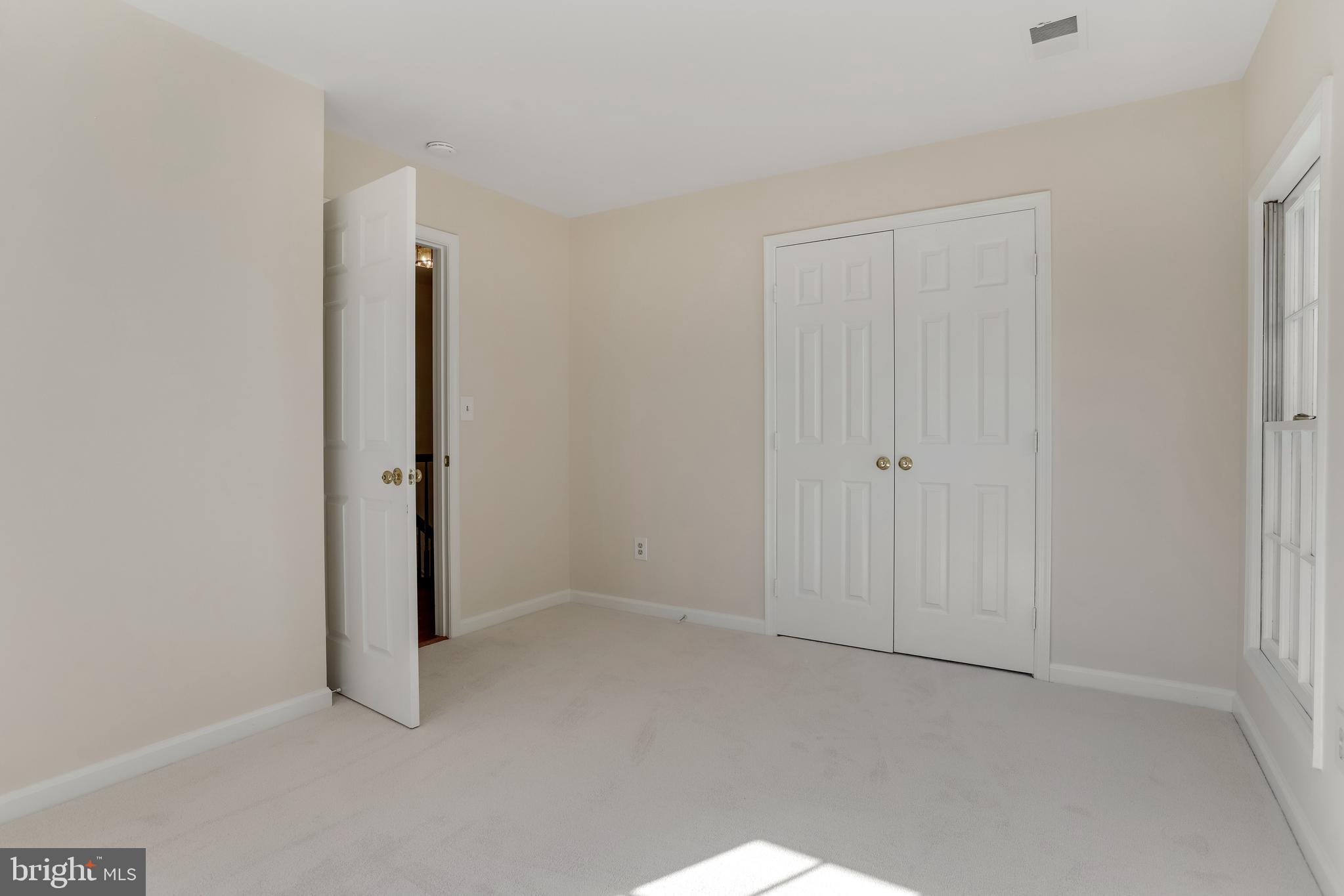 BARCROFT - Residential