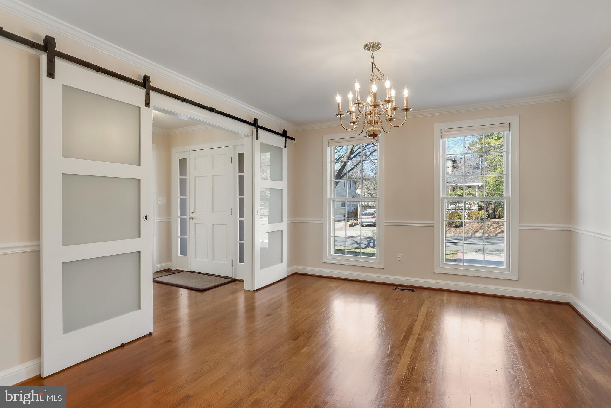 BARCROFT - Residential