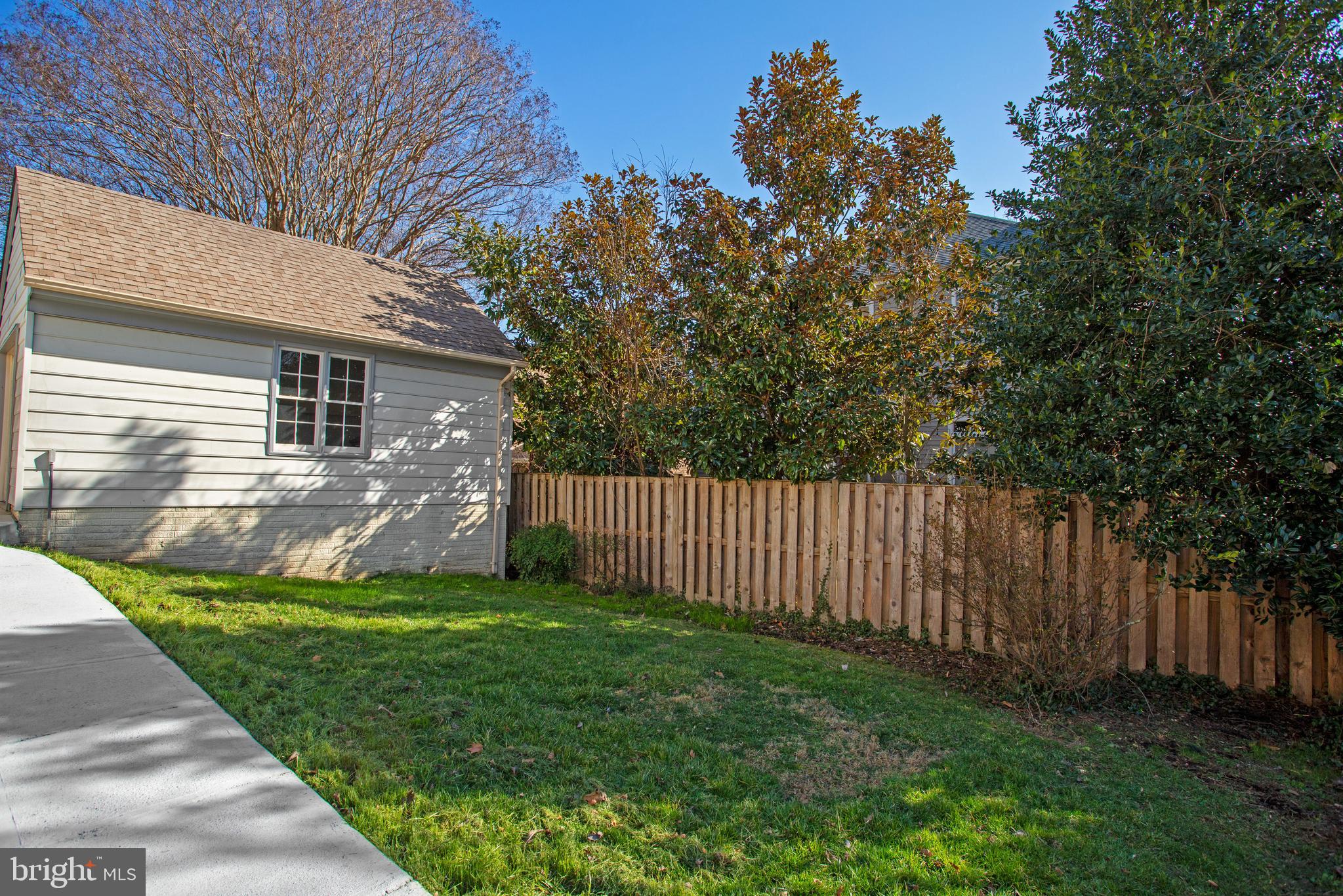 BARCROFT - Residential