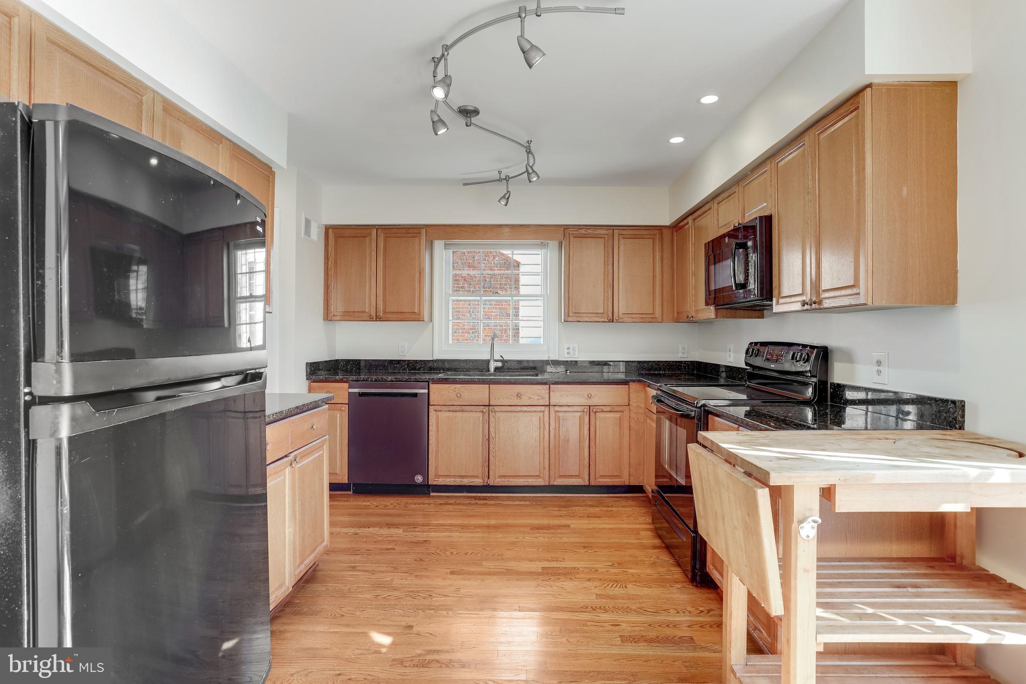 BARCROFT - Residential