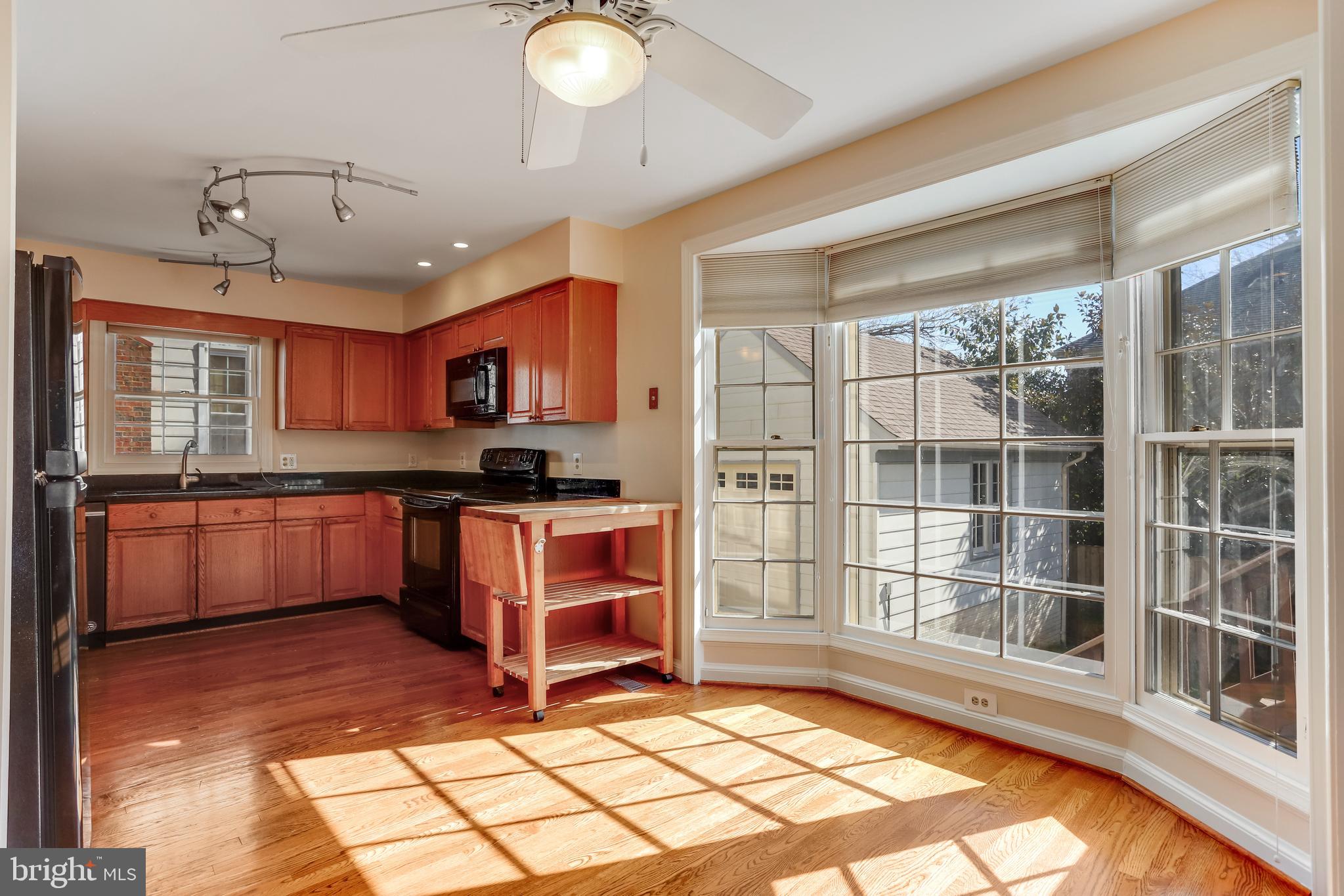 BARCROFT - Residential