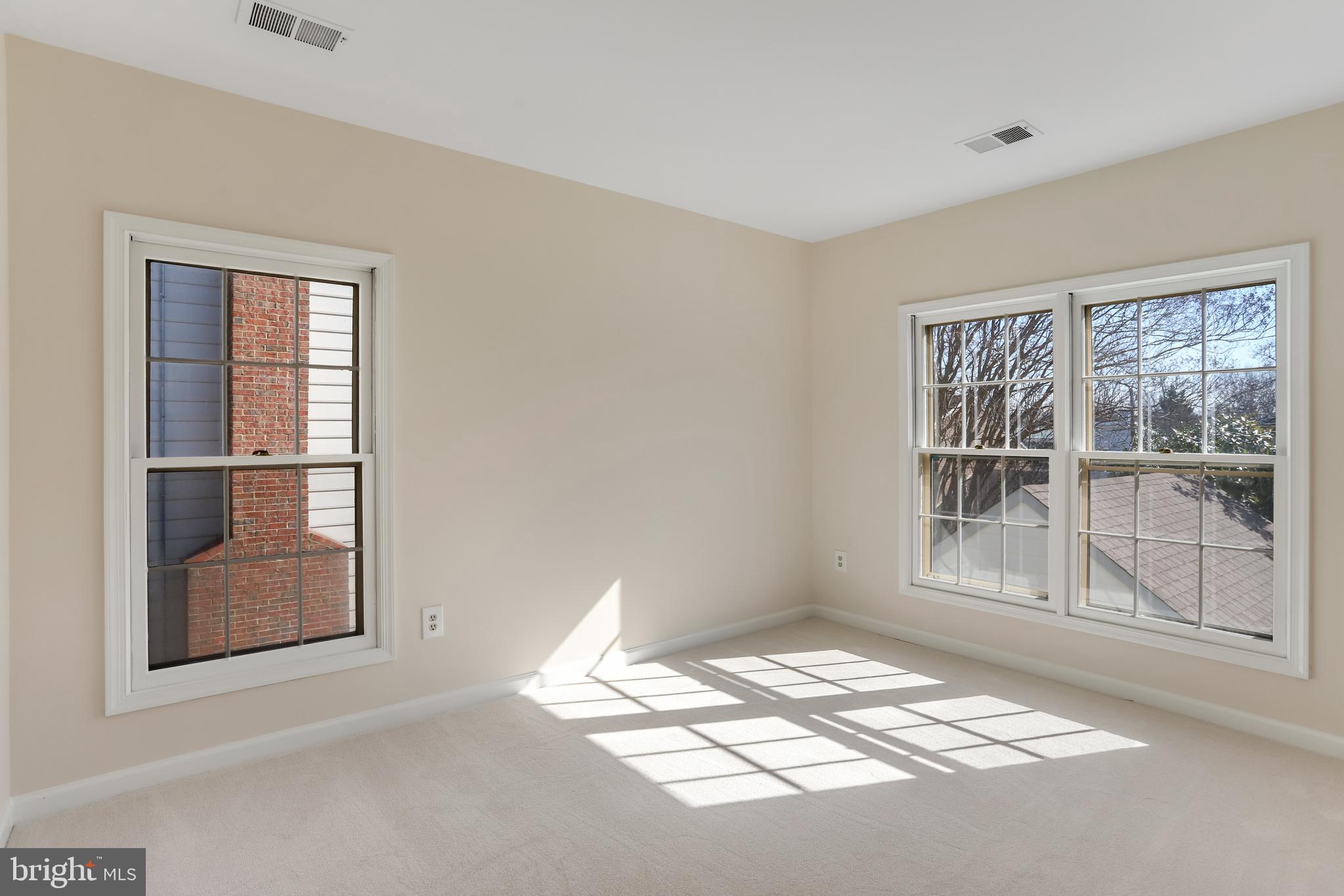 BARCROFT - Residential