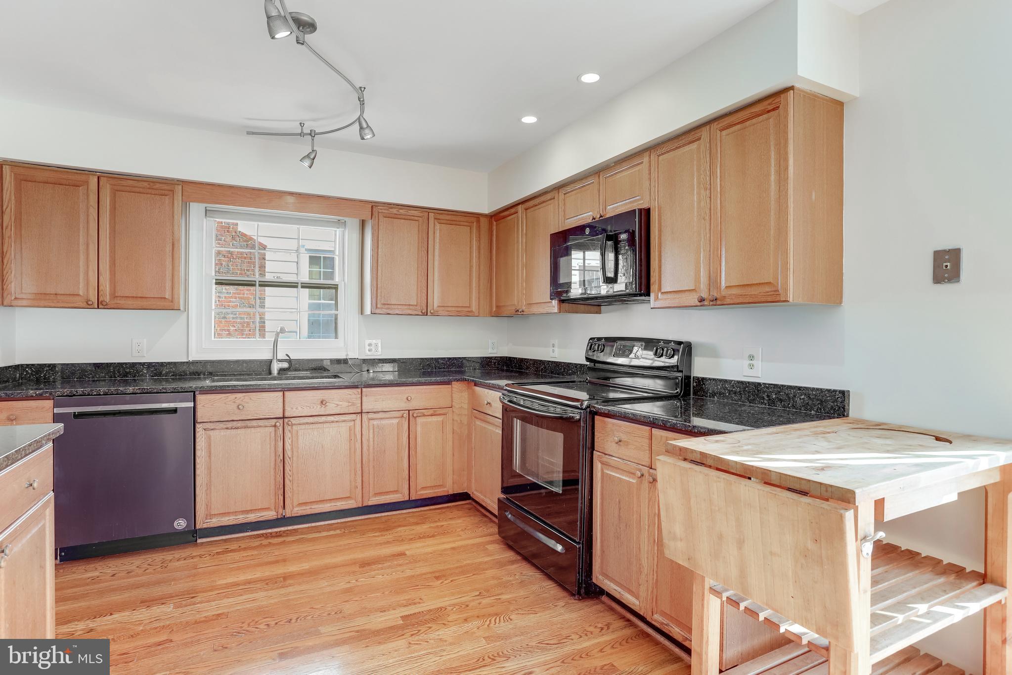 BARCROFT - Residential