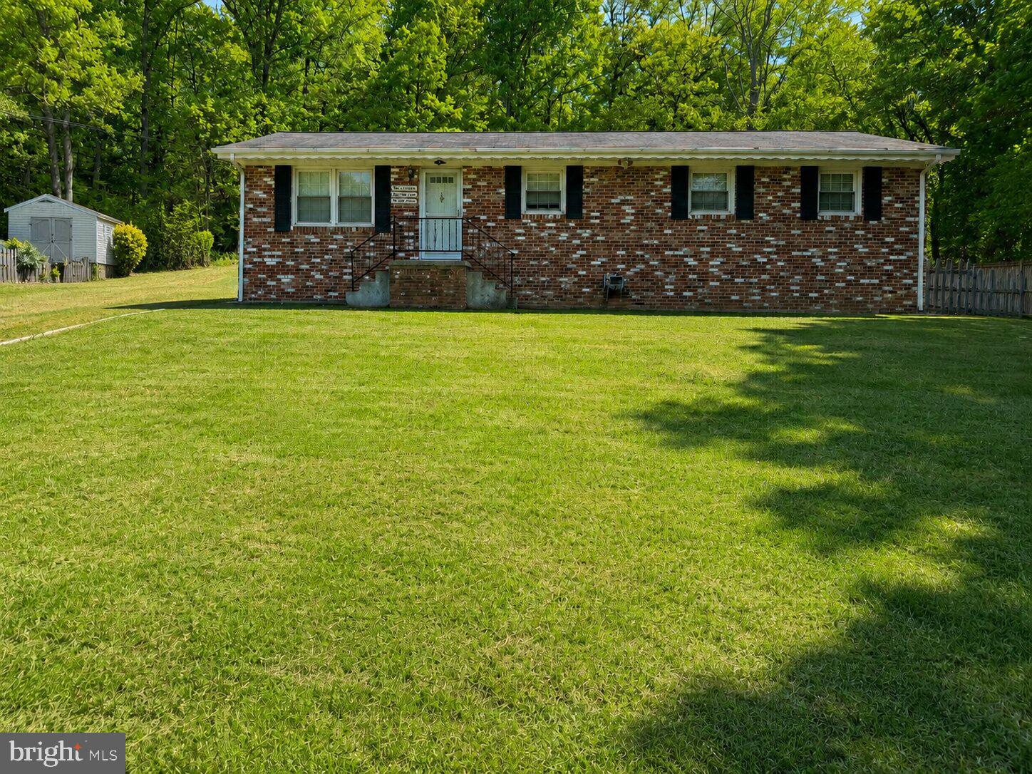 7127 BARRY ROAD