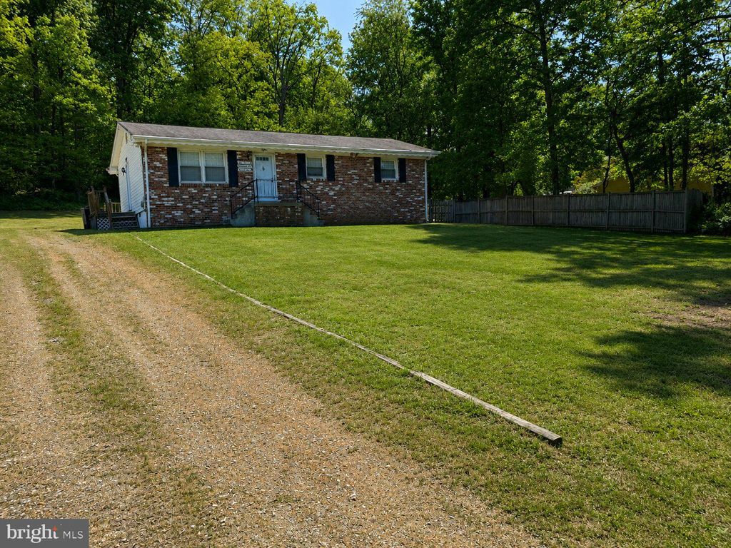 Photo of 7127 Barry Road, ALEXANDRIA, VA 22315 (MLS # VAFX2310614)