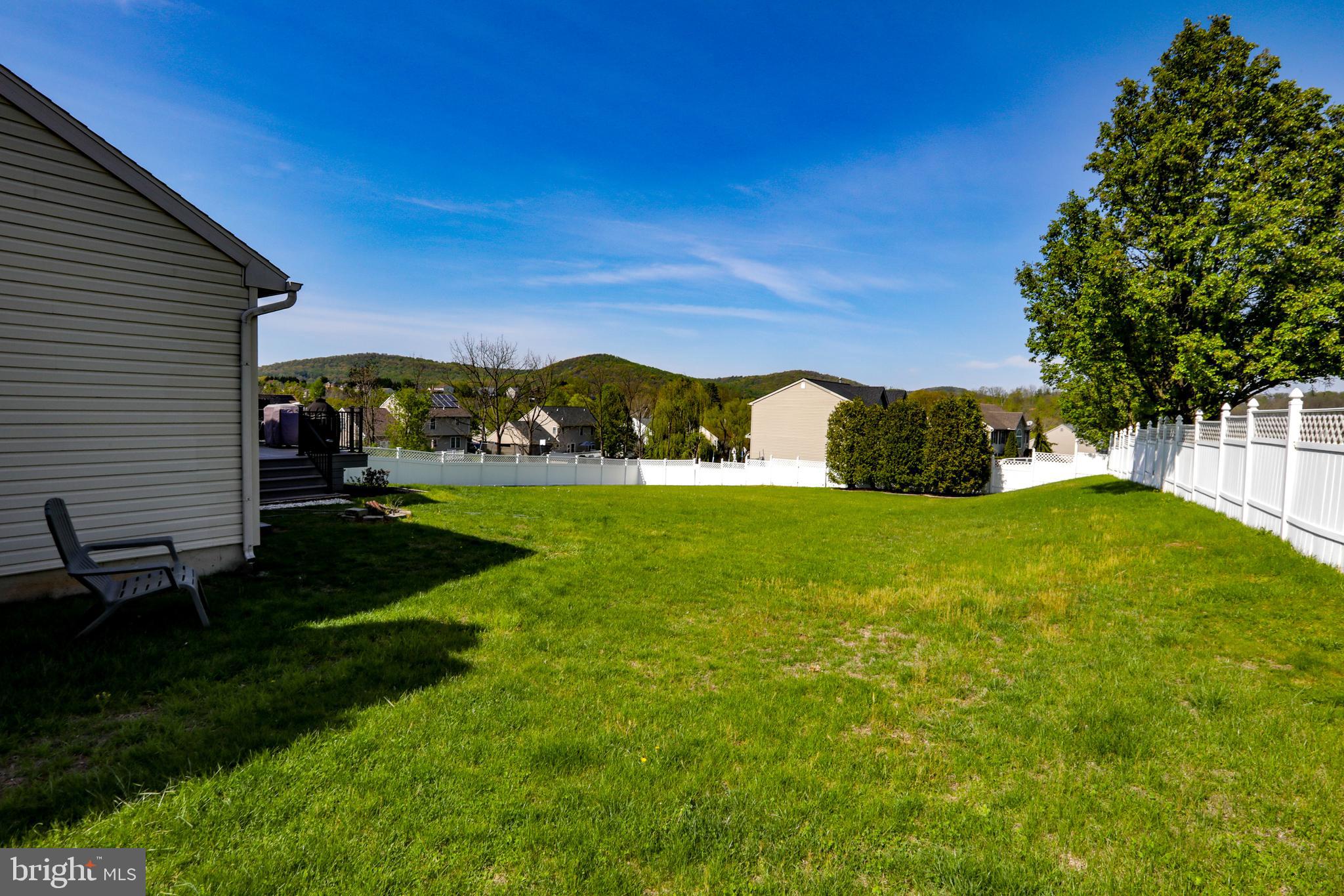COUNTRY CLUB RUN - Residential