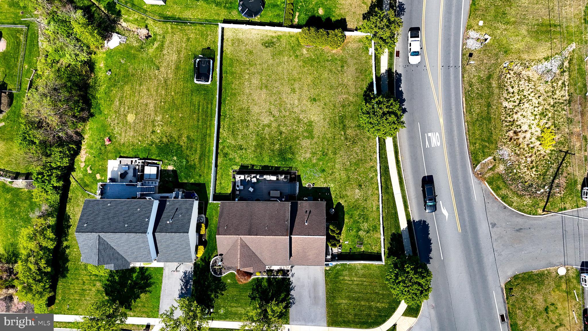 COUNTRY CLUB RUN - Residential