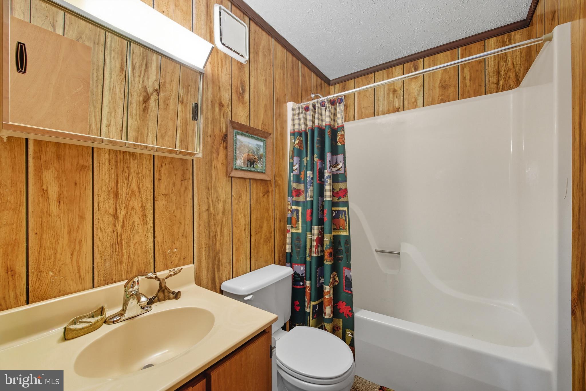 BUCK HILL DEVELOPMENT - Residential