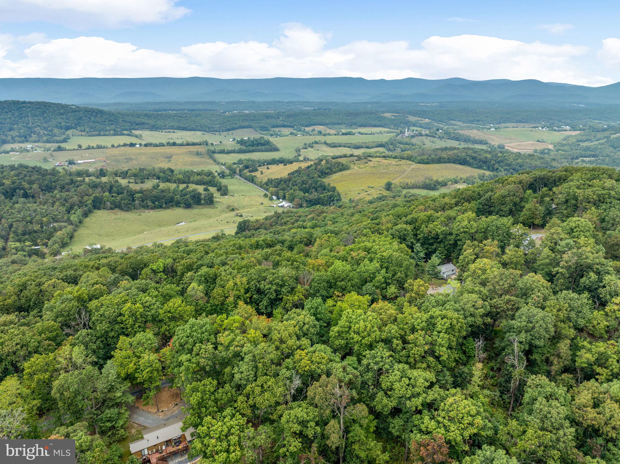 BUCK HILL DEVELOPMENT - Residential