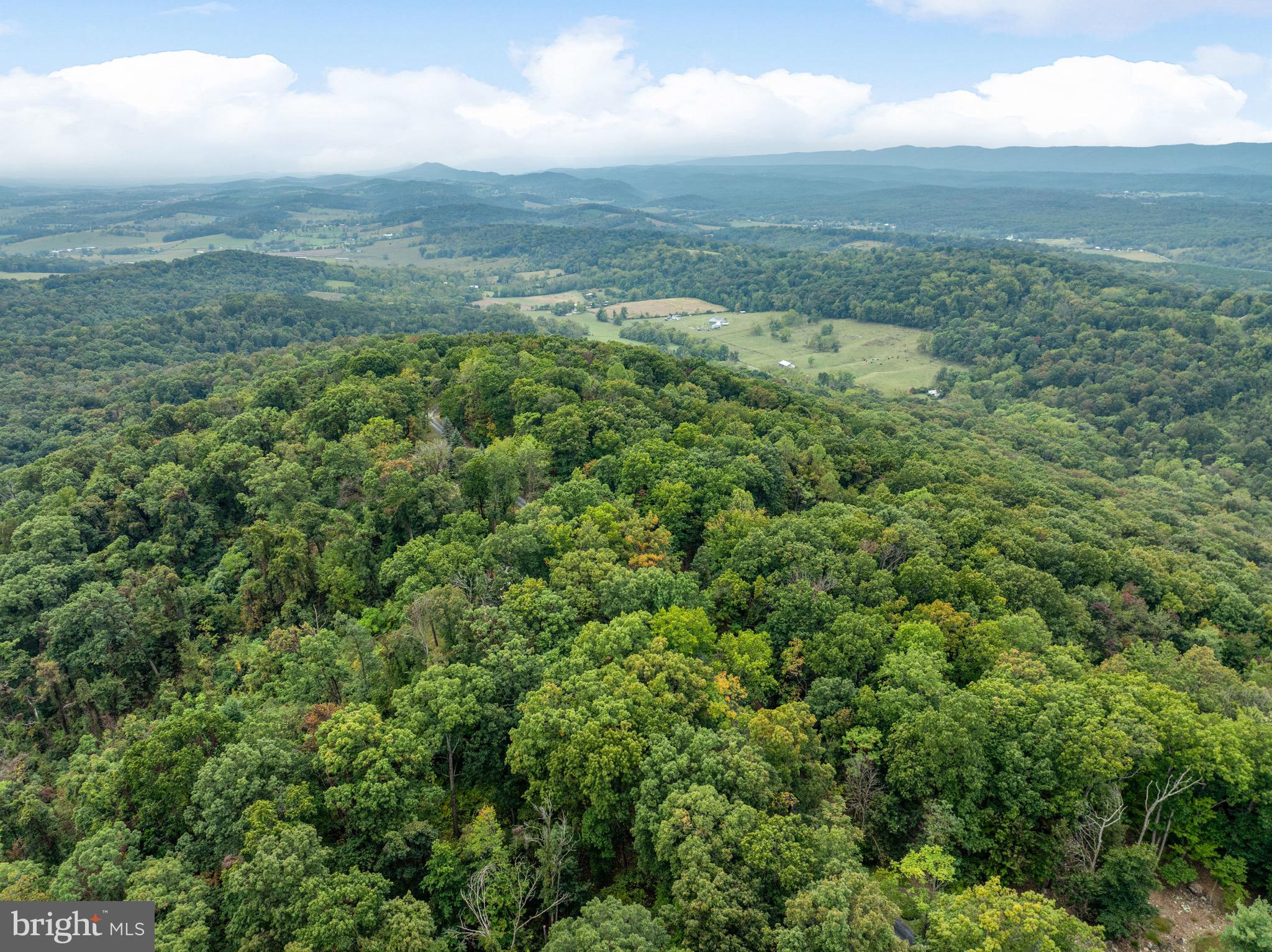 BUCK HILL DEVELOPMENT - Residential