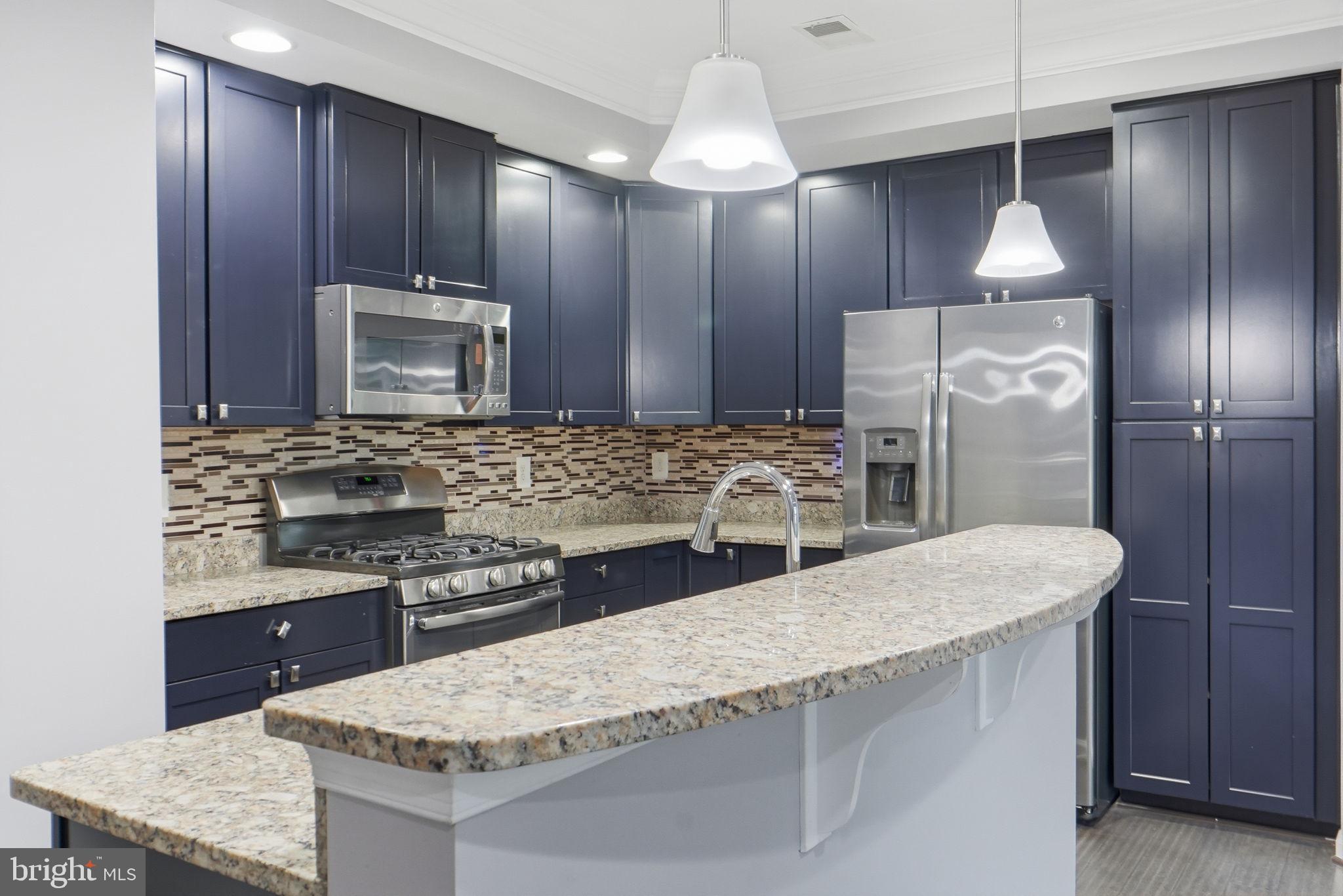 ARCOLA TOWN CENTER CONDO - Residential