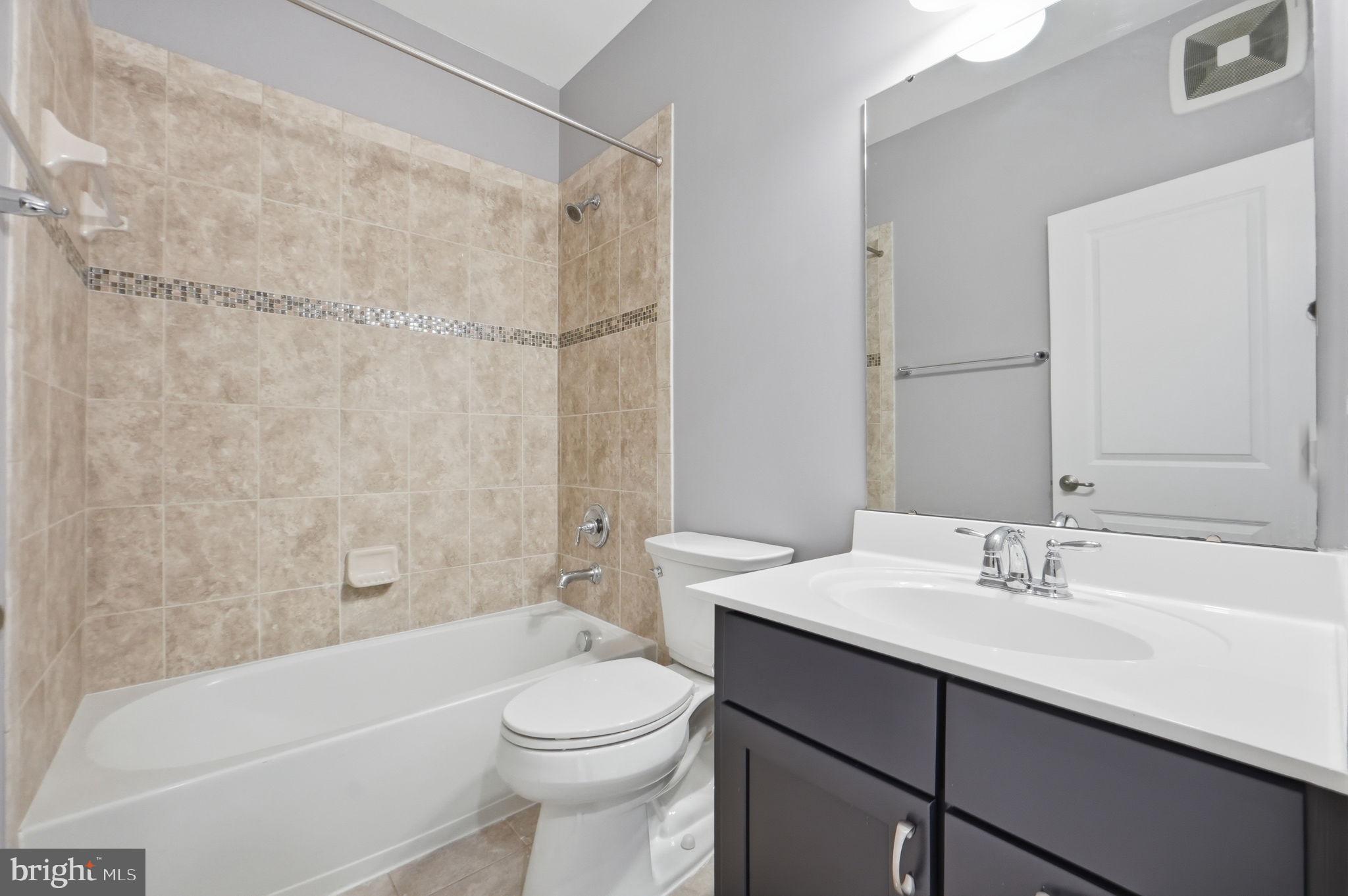 ARCOLA TOWN CENTER CONDO - Residential