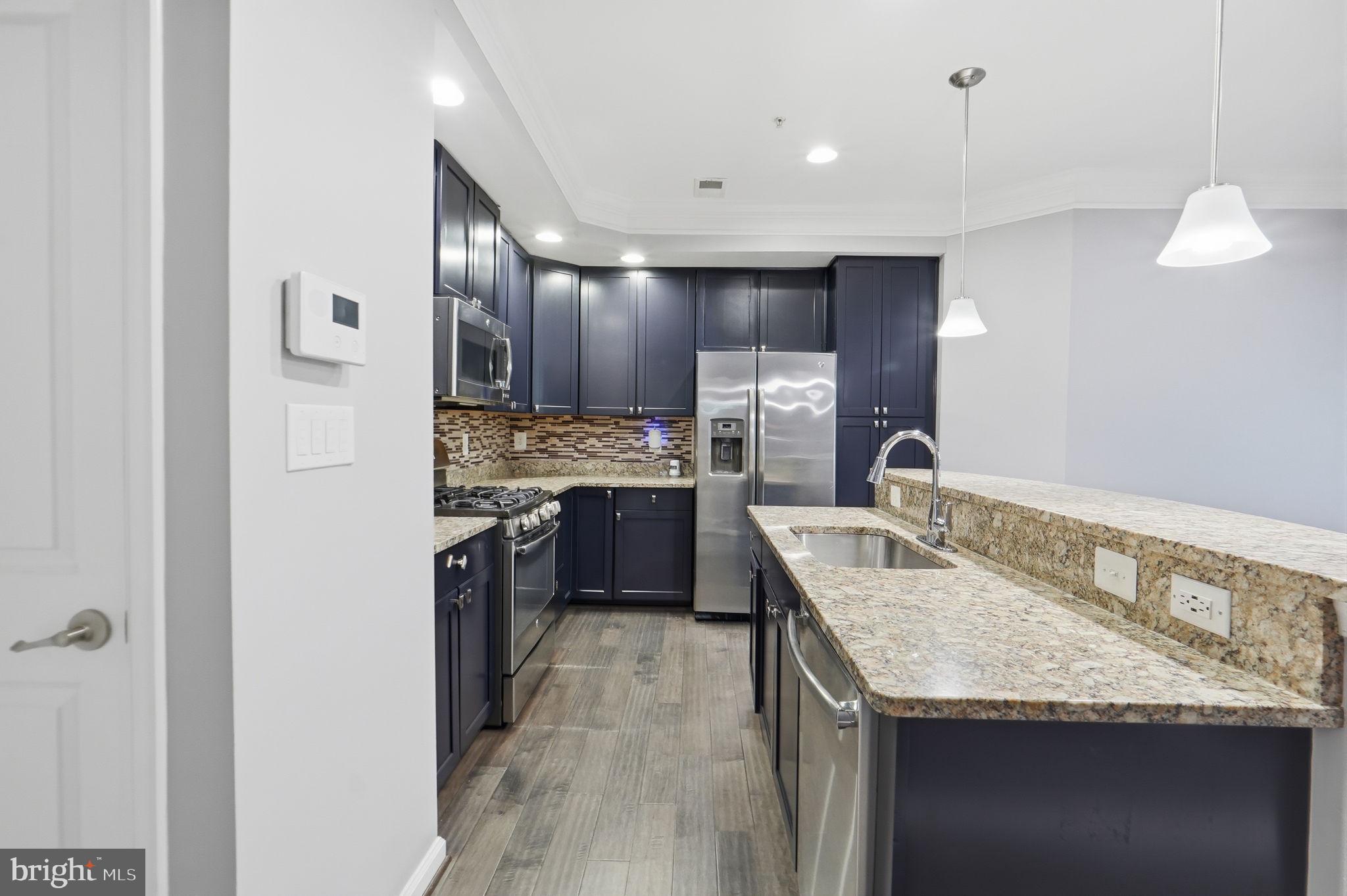 ARCOLA TOWN CENTER CONDO - Residential