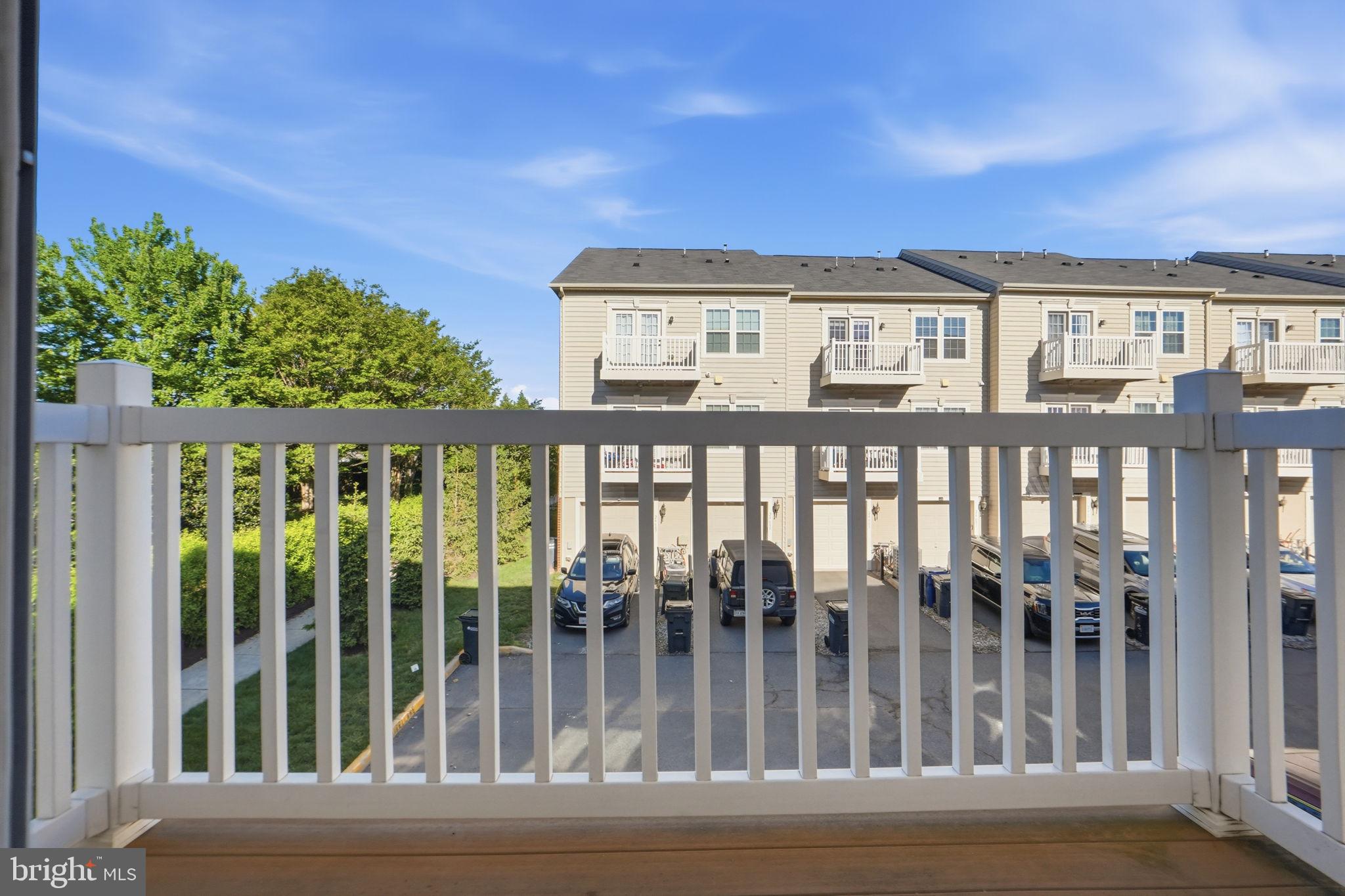 ARCOLA TOWN CENTER CONDO - Residential