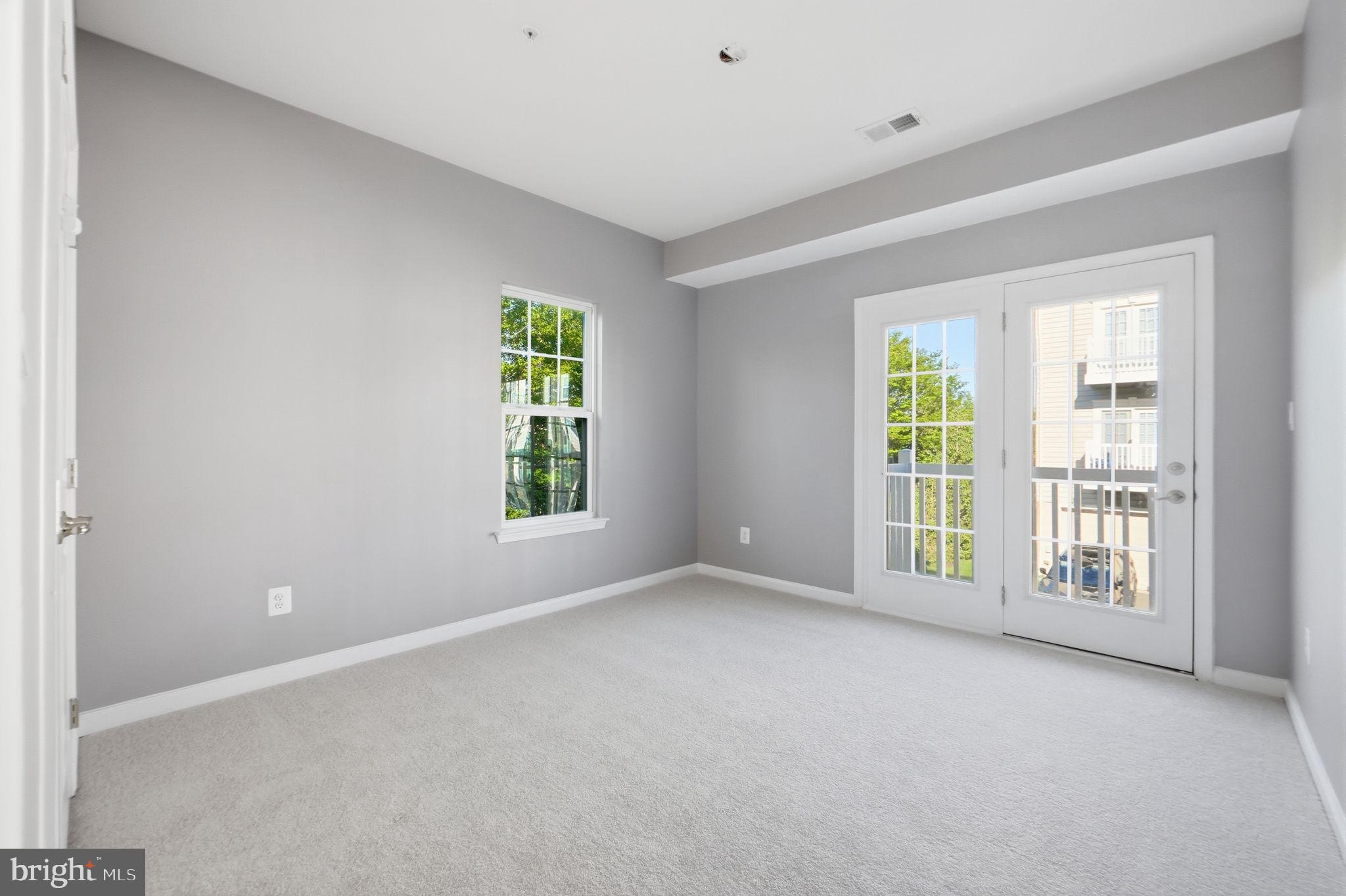 ARCOLA TOWN CENTER CONDO - Residential